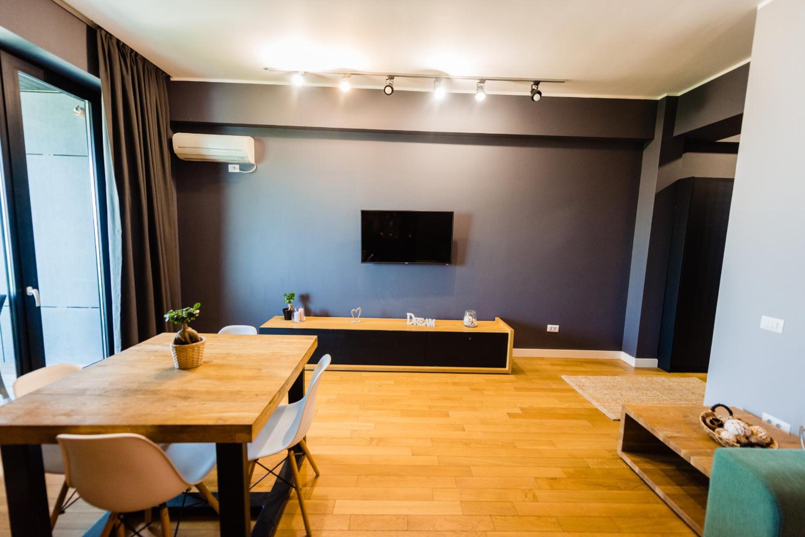 Pupa Residence