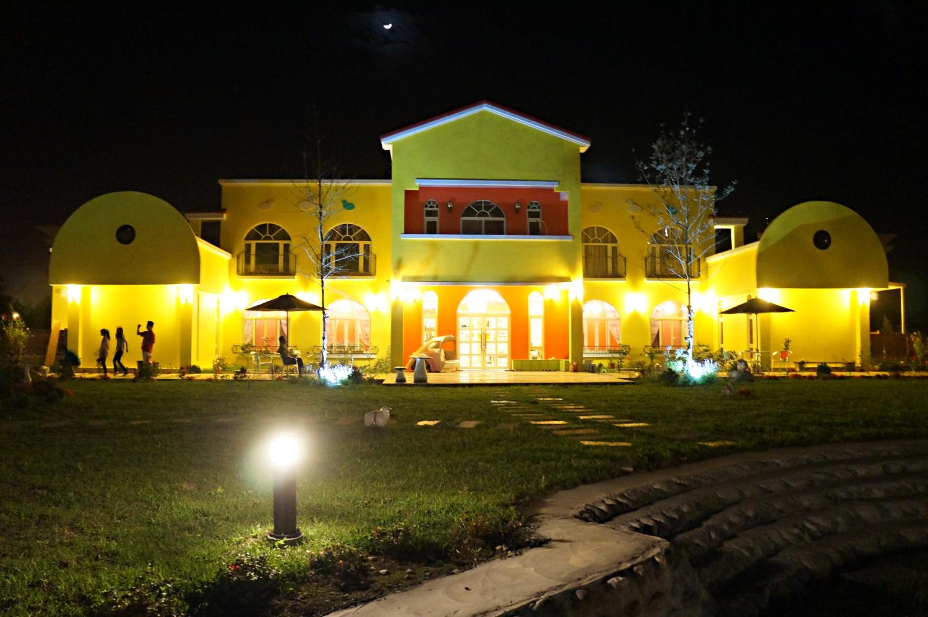 依比鴨鴨水岸會館 Ducking House