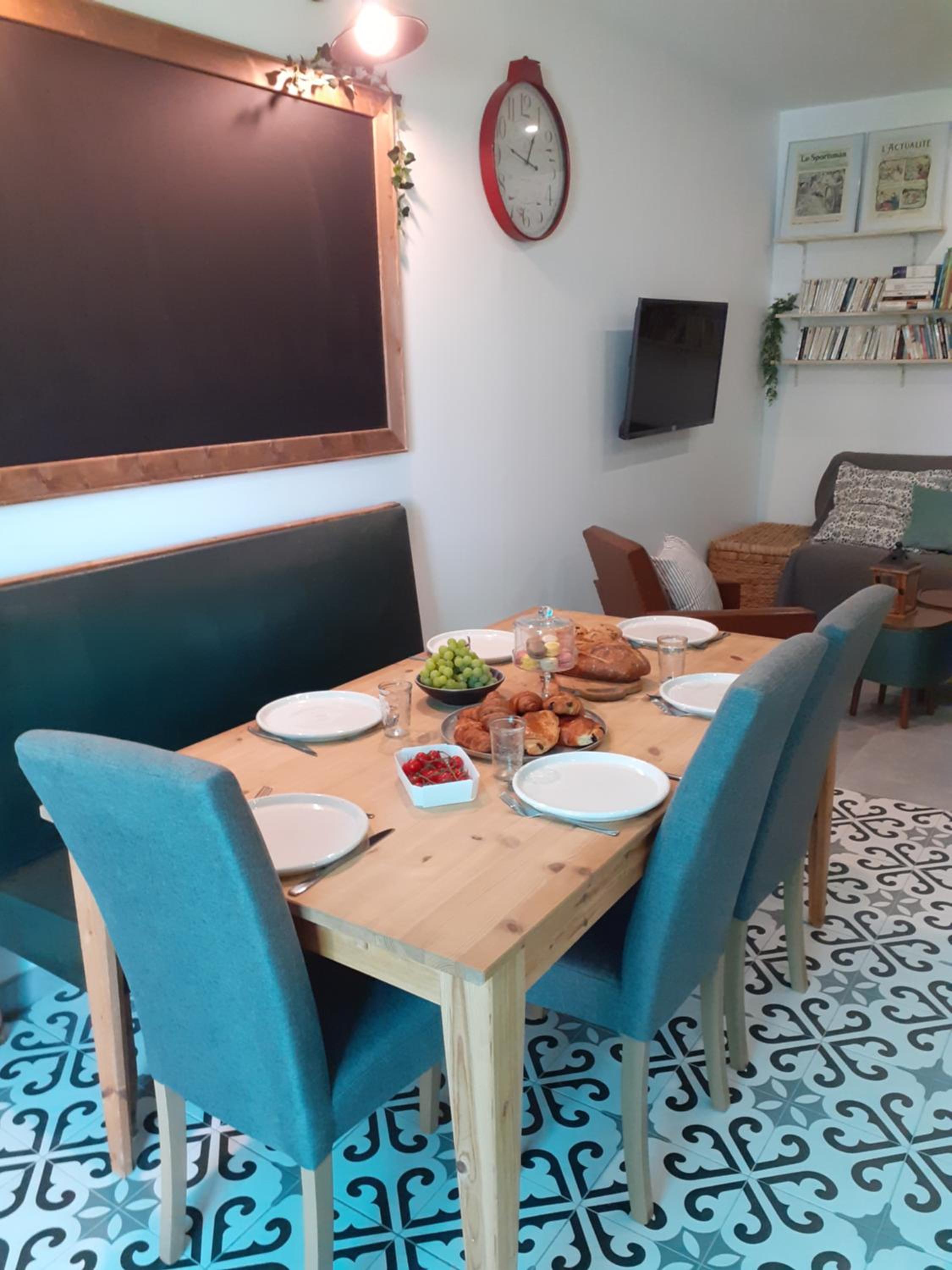 Esprit Bistrot / Rent4night Grenoble photo 5