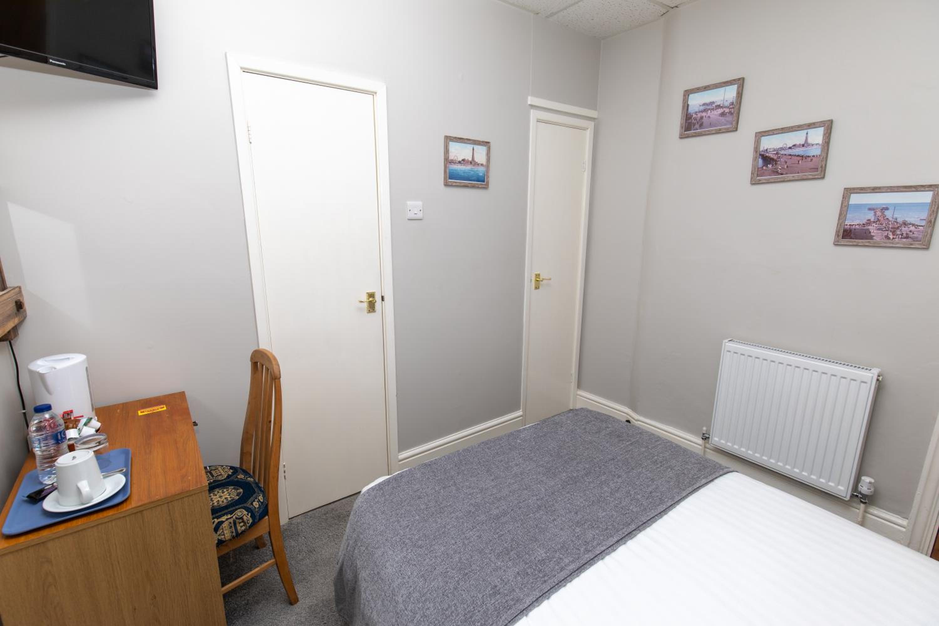 California Guest House