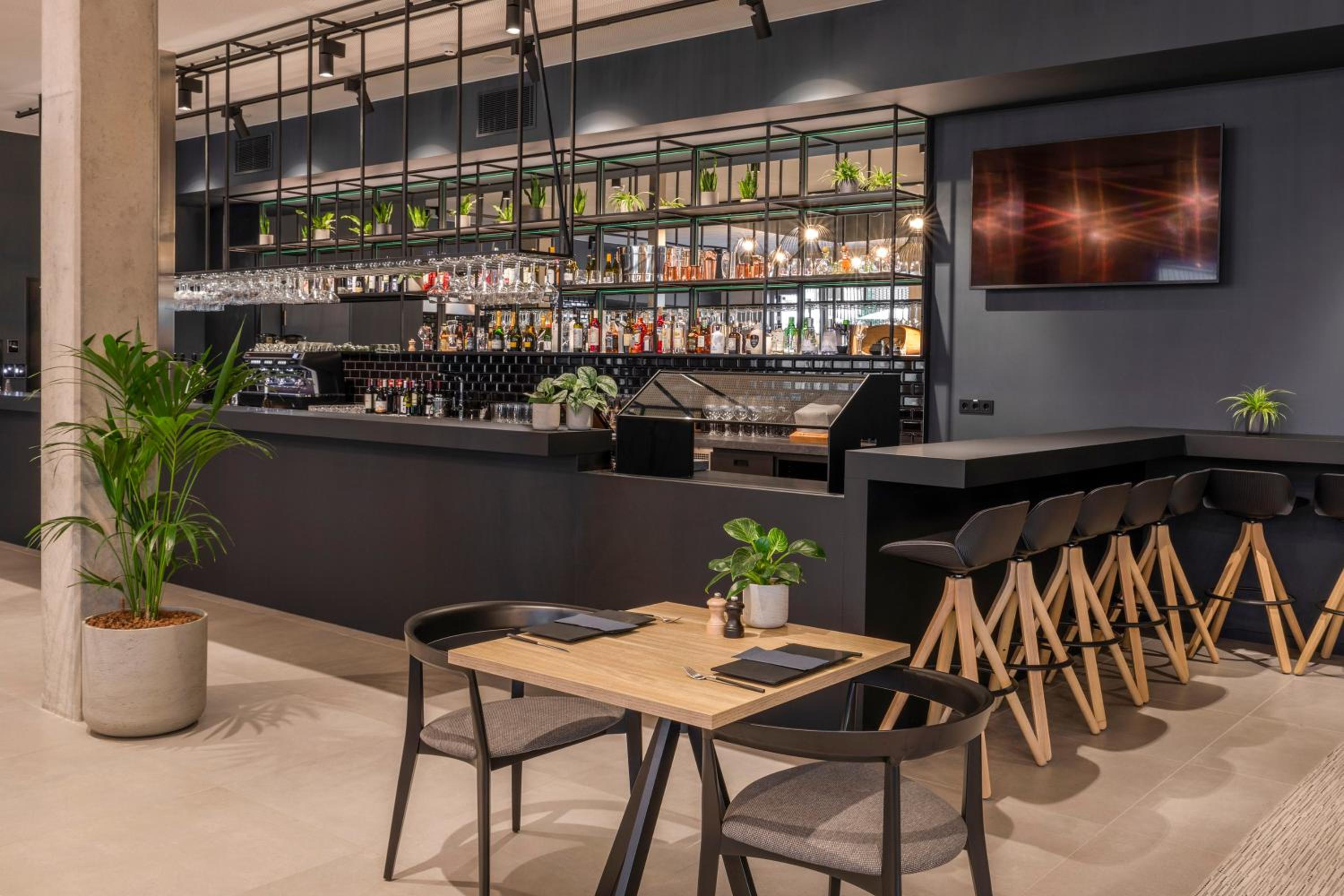 Luxembourg Vacations - INNSiDE by Melia Luxembourg - Property Image 3