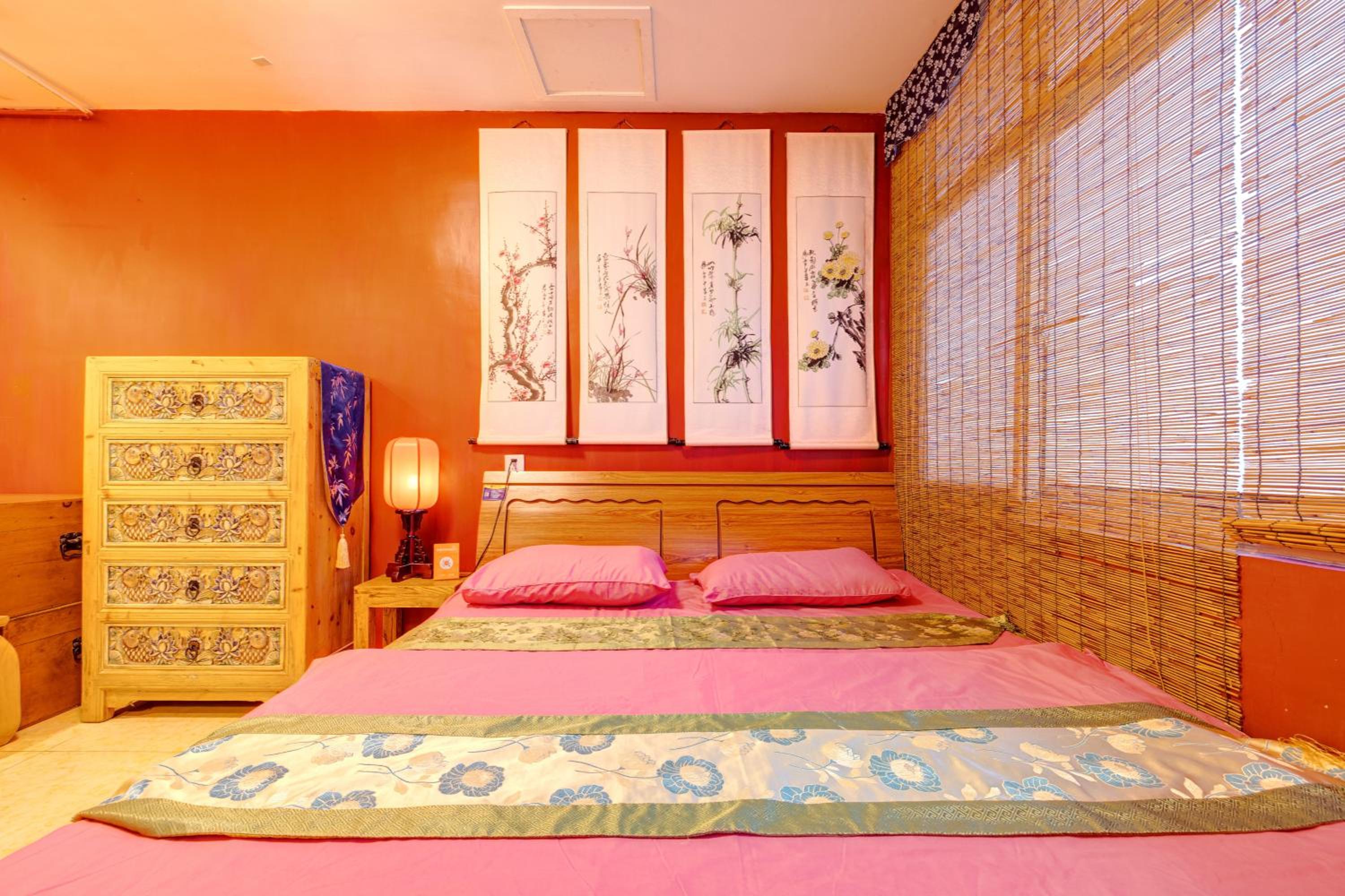 B&B under Great Wall