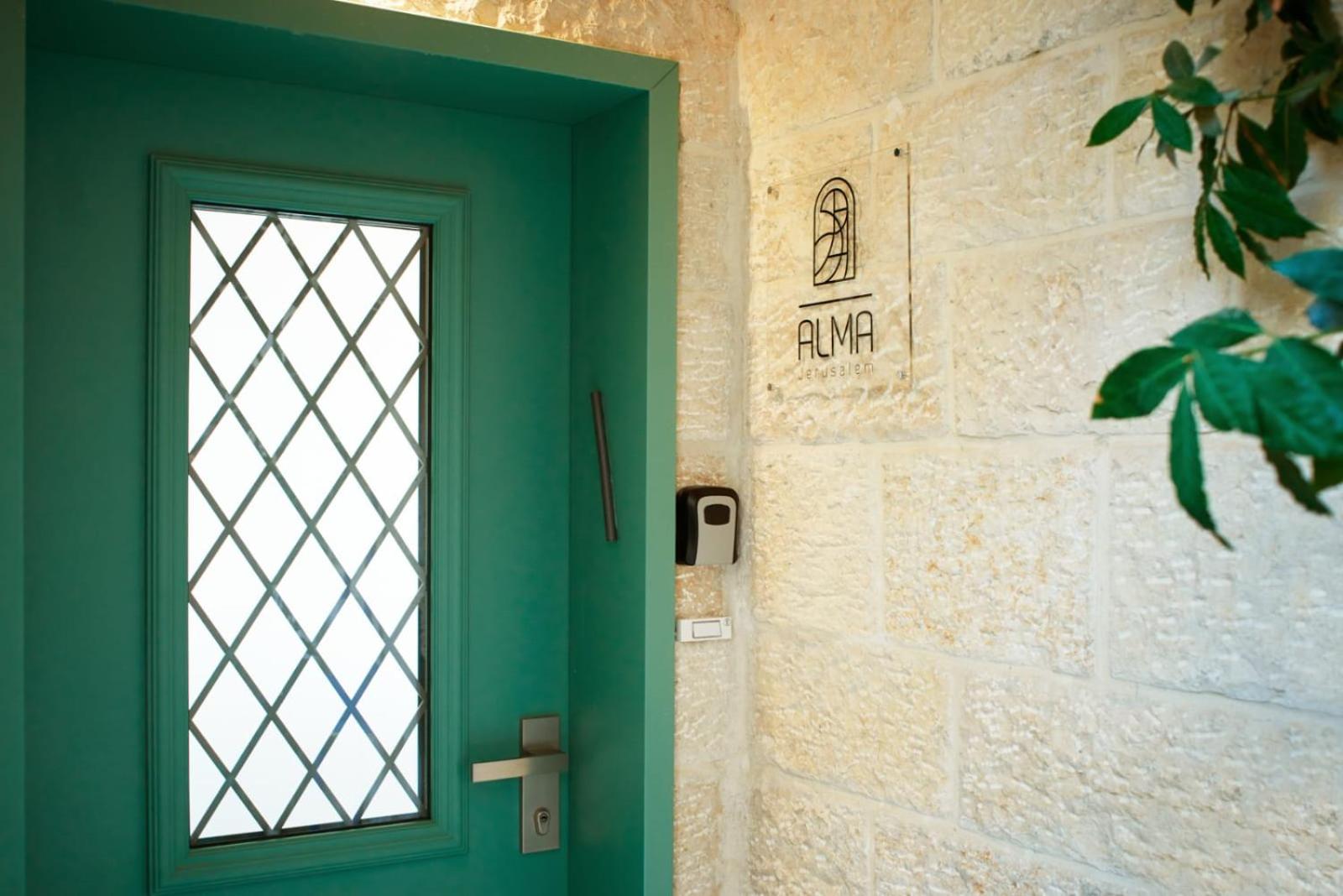 Photo 14