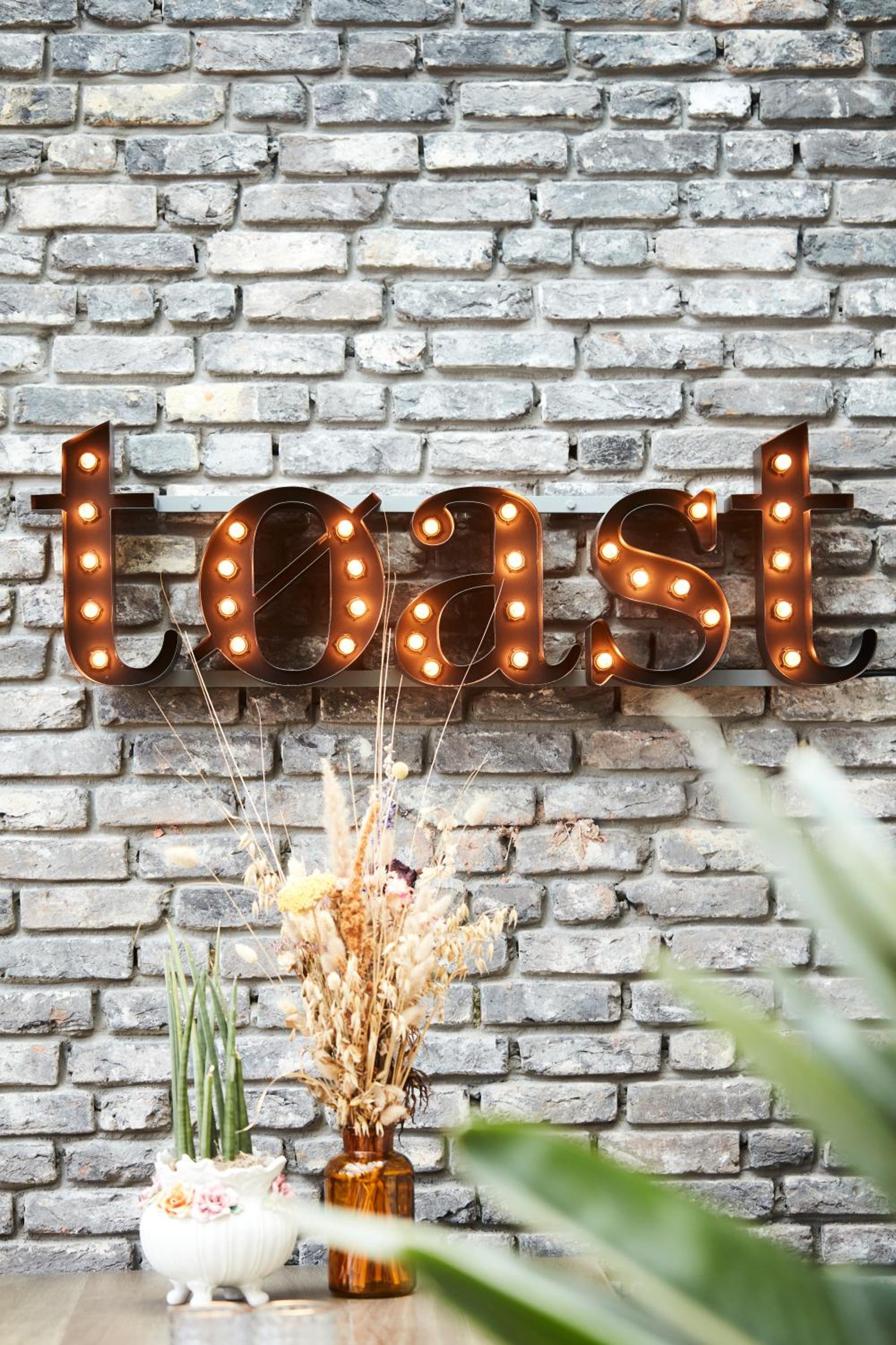 B&B Toast Hoogstraten