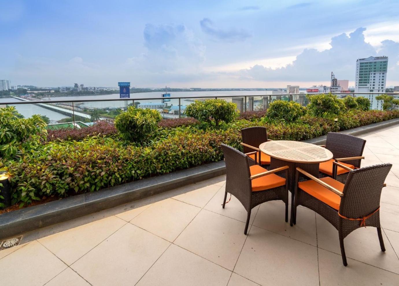 R&F Princess Cove JB Apartment Suites By SC Homestay