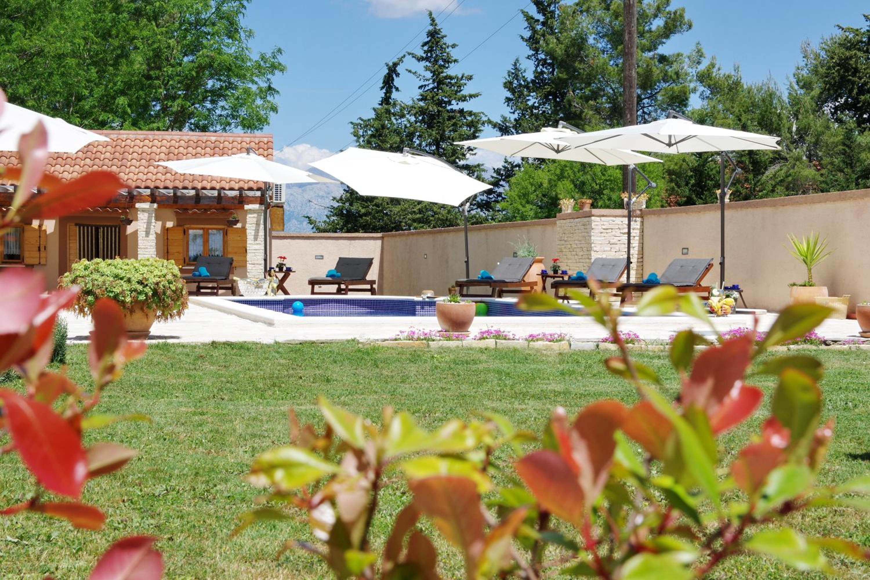 Vila Green Oasis Miro view 3