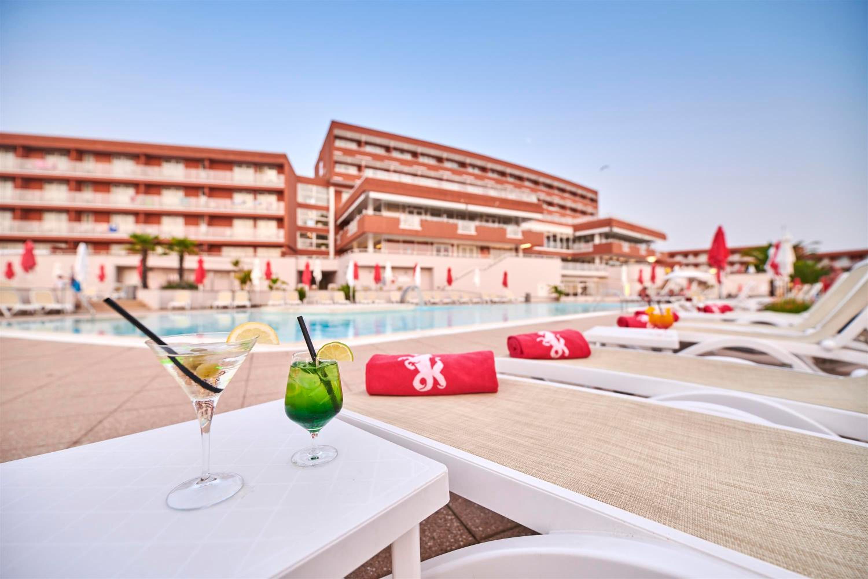 Hotel Albatros Plava Laguna - Property Image 40