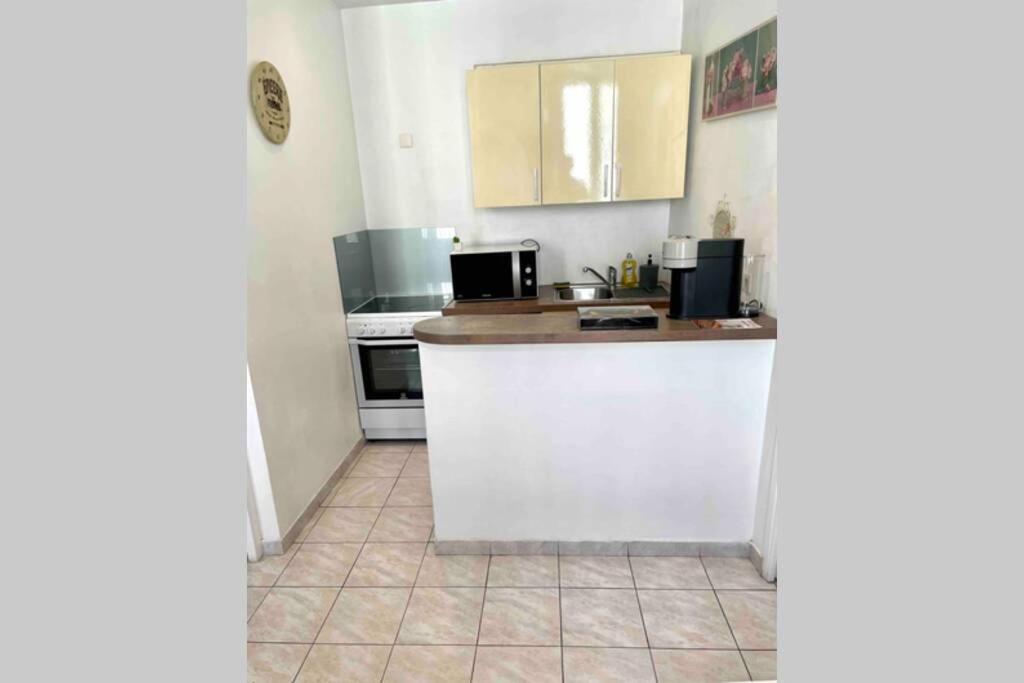 Bel Appartement - HYPER CENTRE - 2 pièces photo 4