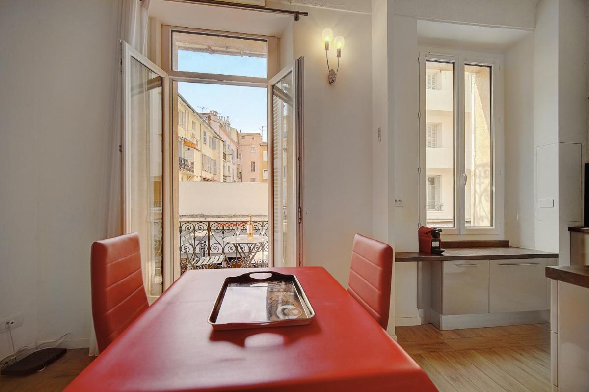 CHARMANT 2 PIECES BALCON PLEIN CENTRE-VILLE l - A1B136 photo 5