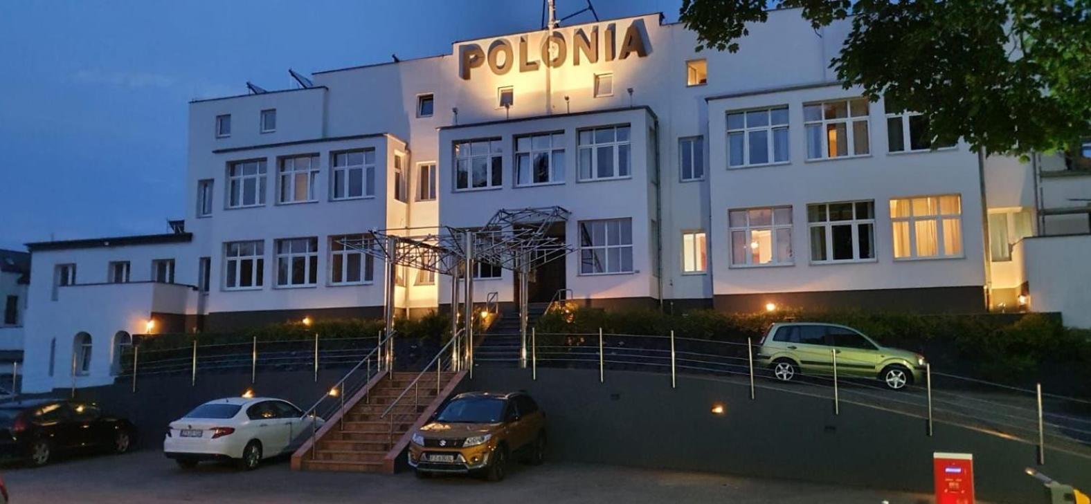 Polonia view 2