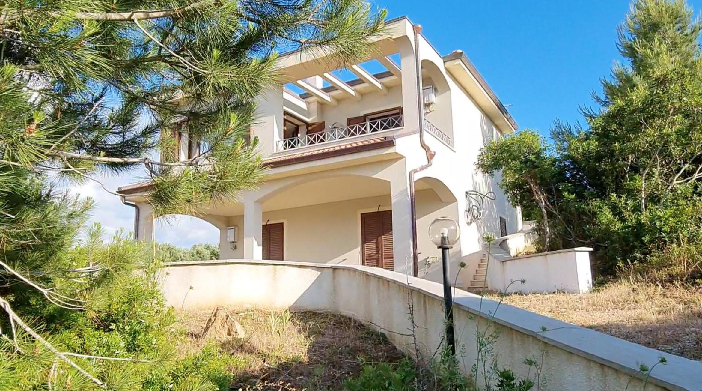 Alghero - House with Panoramic View immersed in full nature