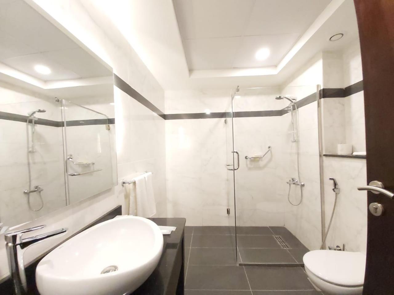Basrah International Airport Hotel view 2