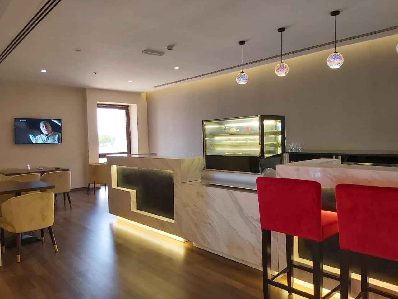 Basrah International Airport Hotel view 4