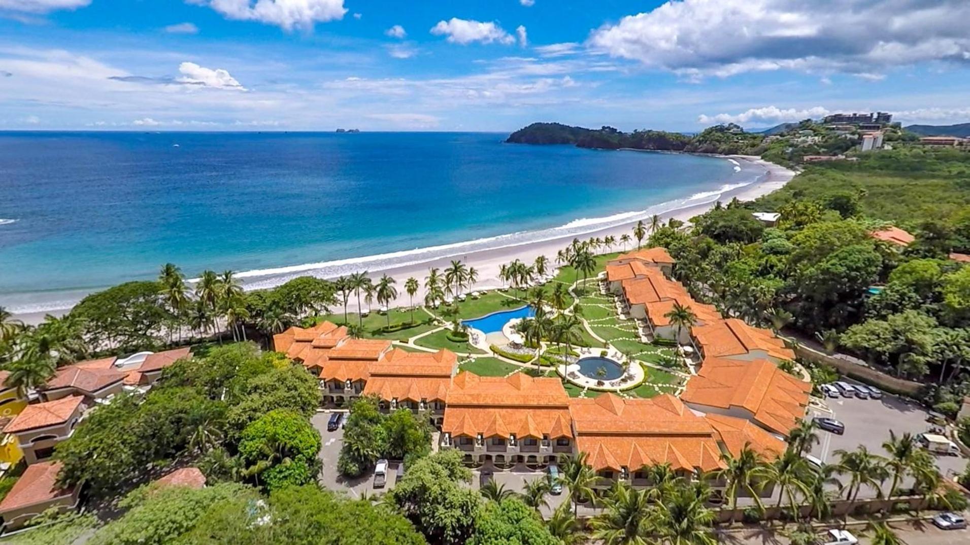 Chic Condo with a Stylish Coastal Design in an Exclusive Condo Community with Direct Beach Access