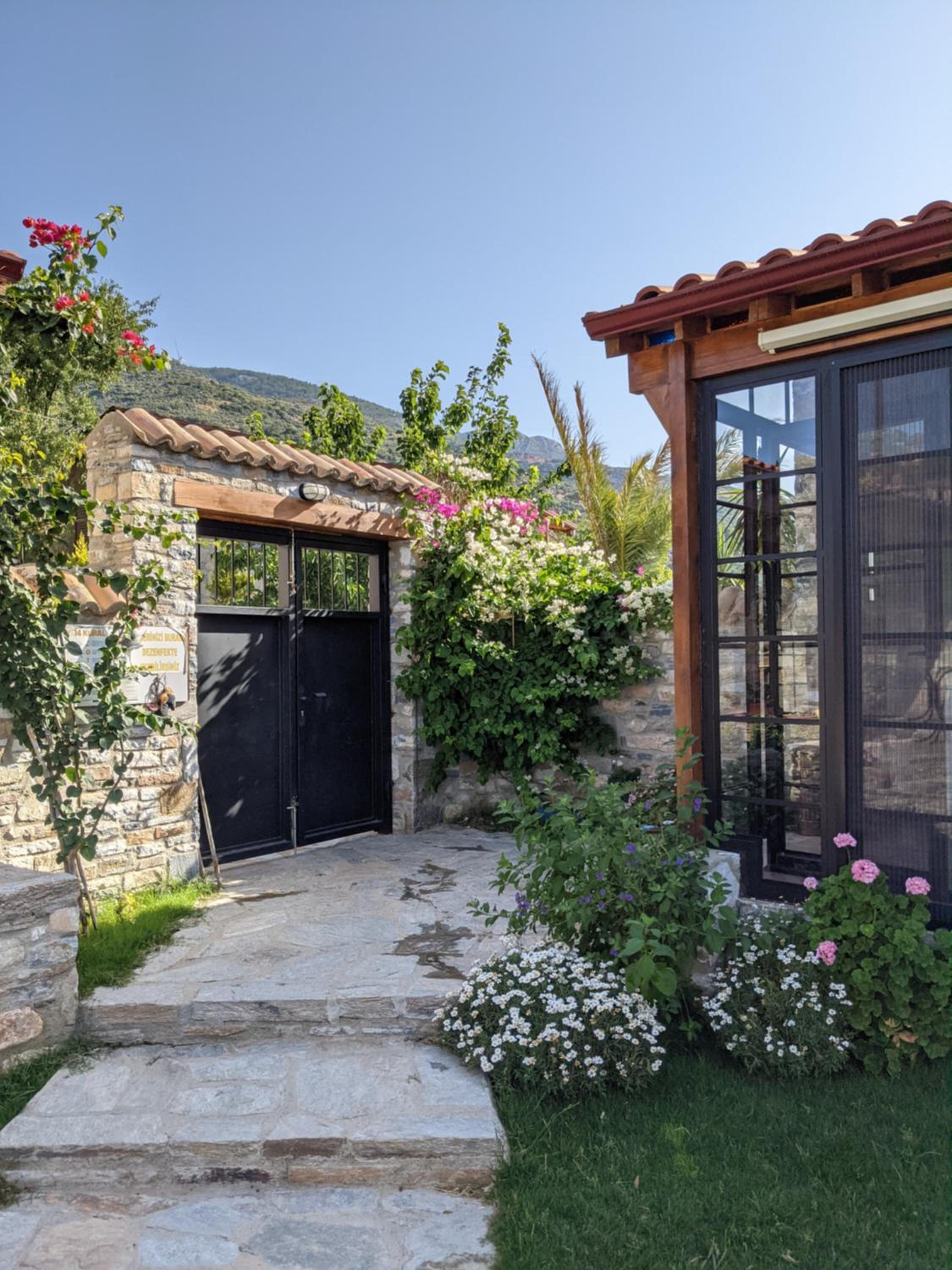 Bahab Guest House