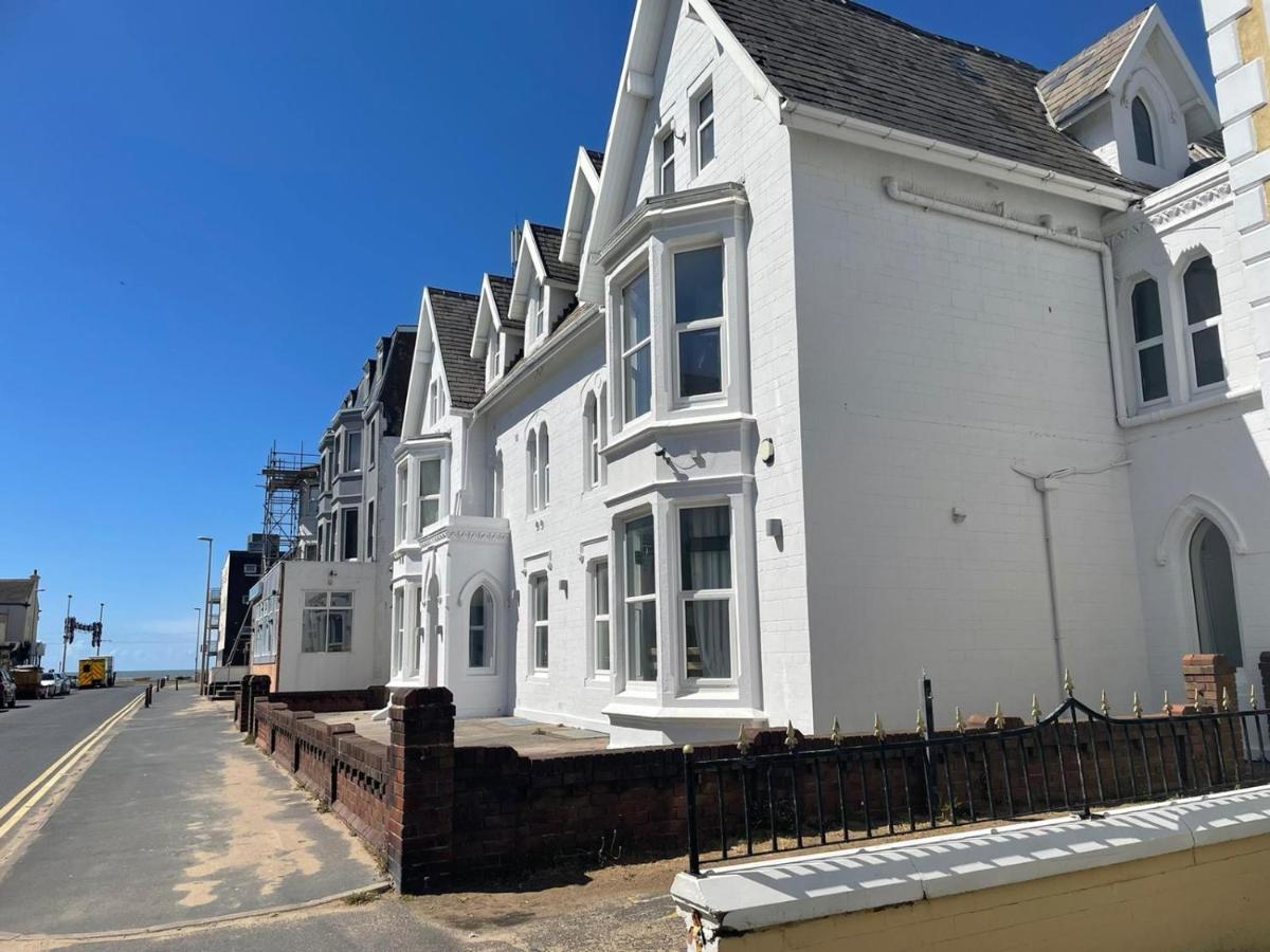 Hotel 1820 Boutique Rooms & Suites - Image 1