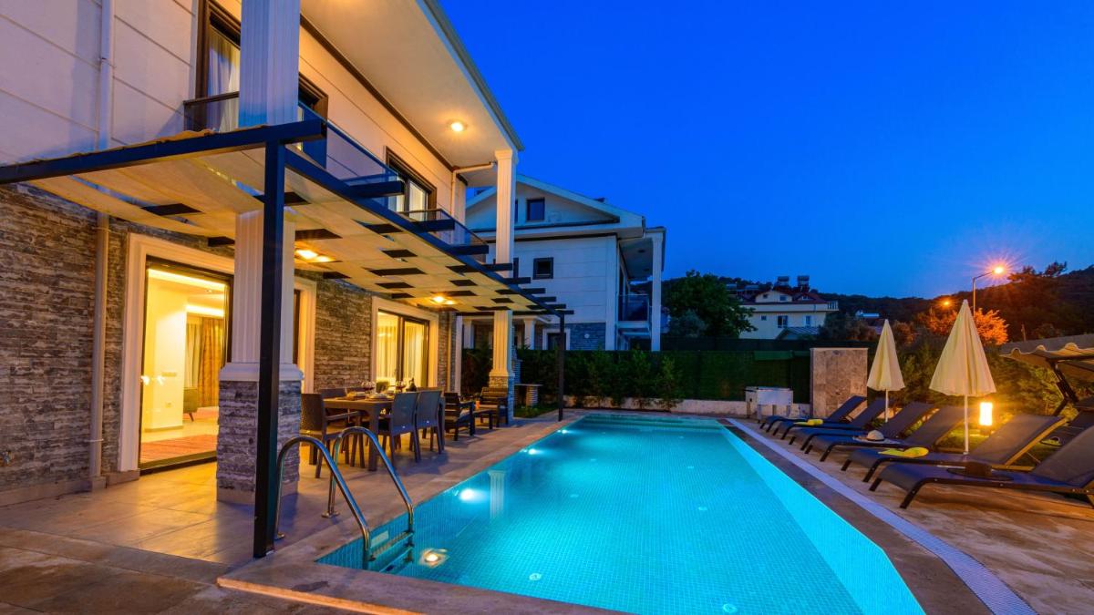 La Vida - 4 Bedroom Holiday Villa in Hisarönü Ölüdeniz view 2