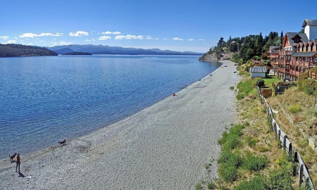 Quintaluna Piscina, Playa y Montaña