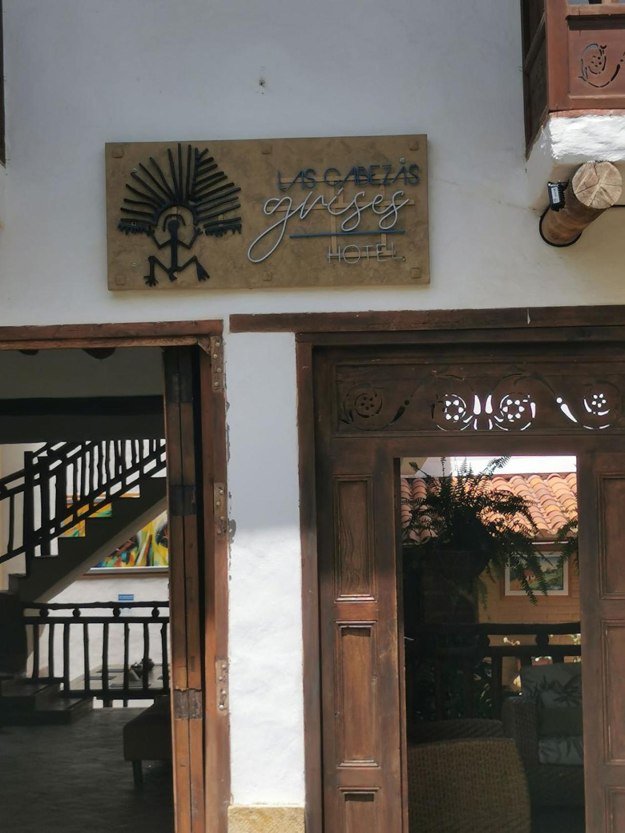 Las Cabezas Grises