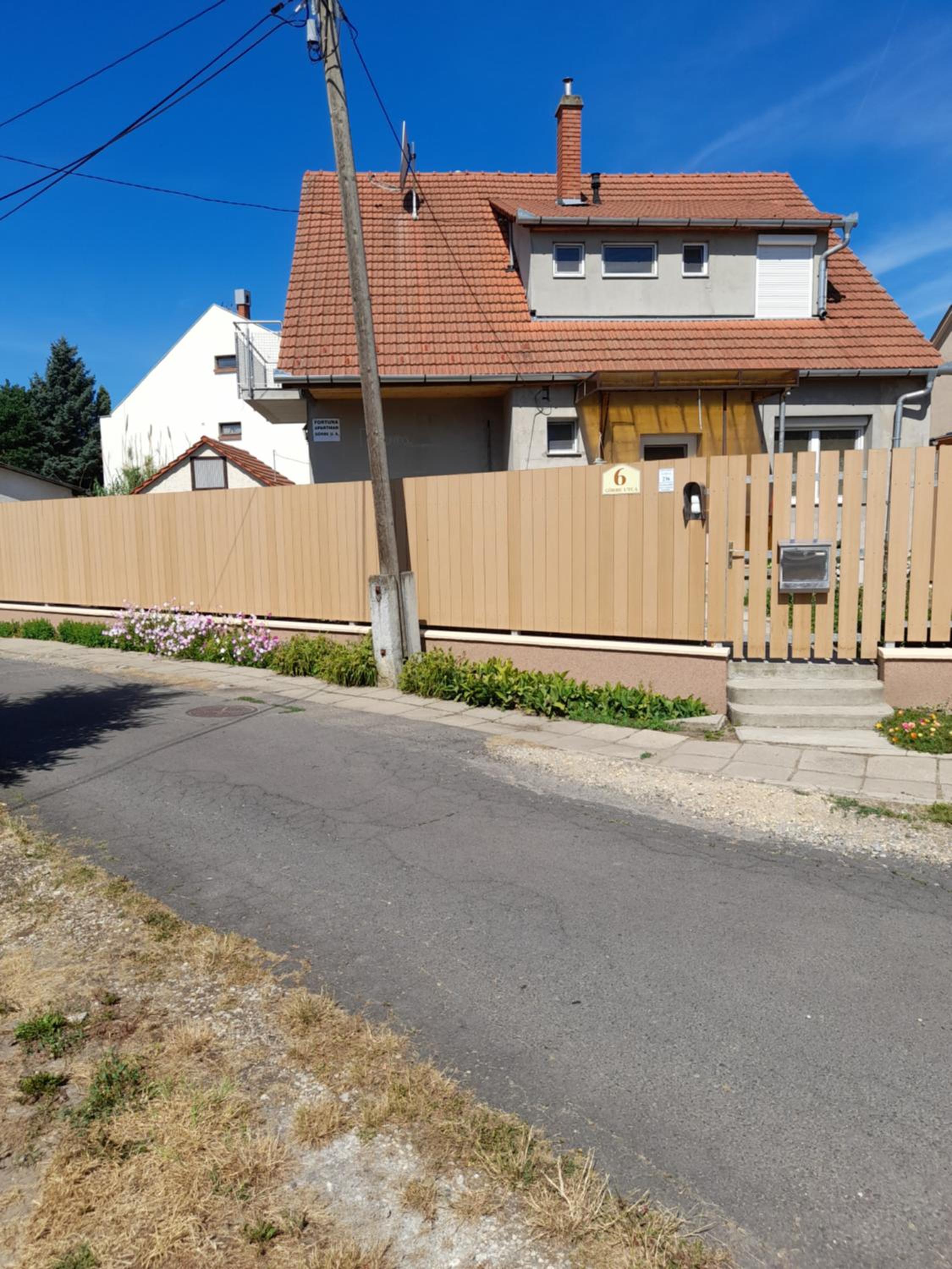 Photo 28