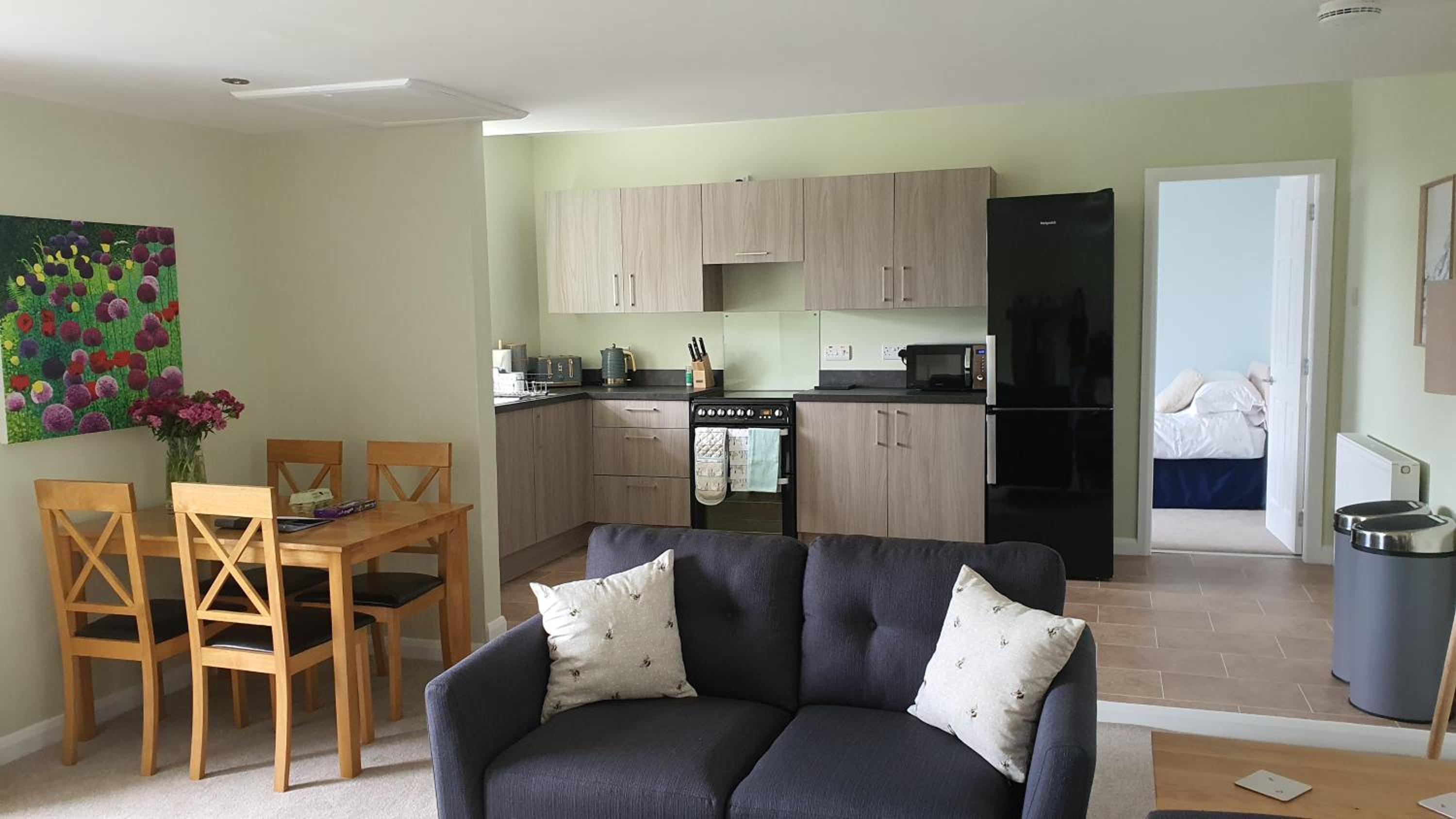 Dairy Cottage with sea views view 2