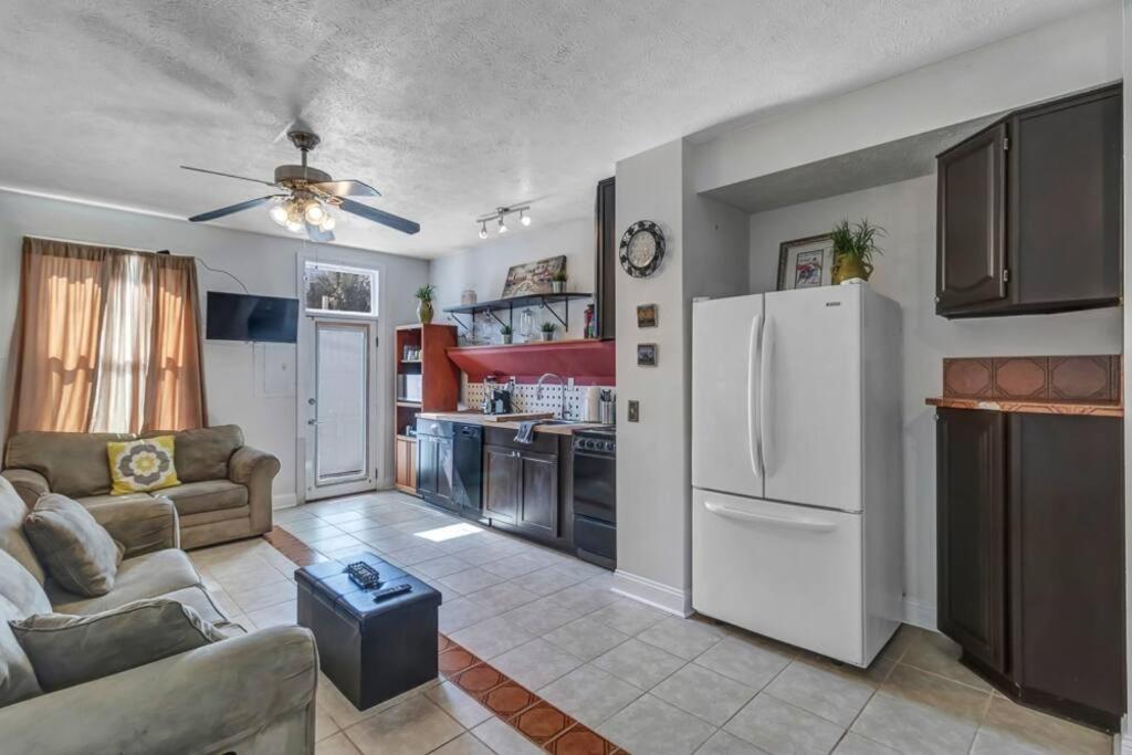 Charming 1st floor apt in the heart of Springfield view 4