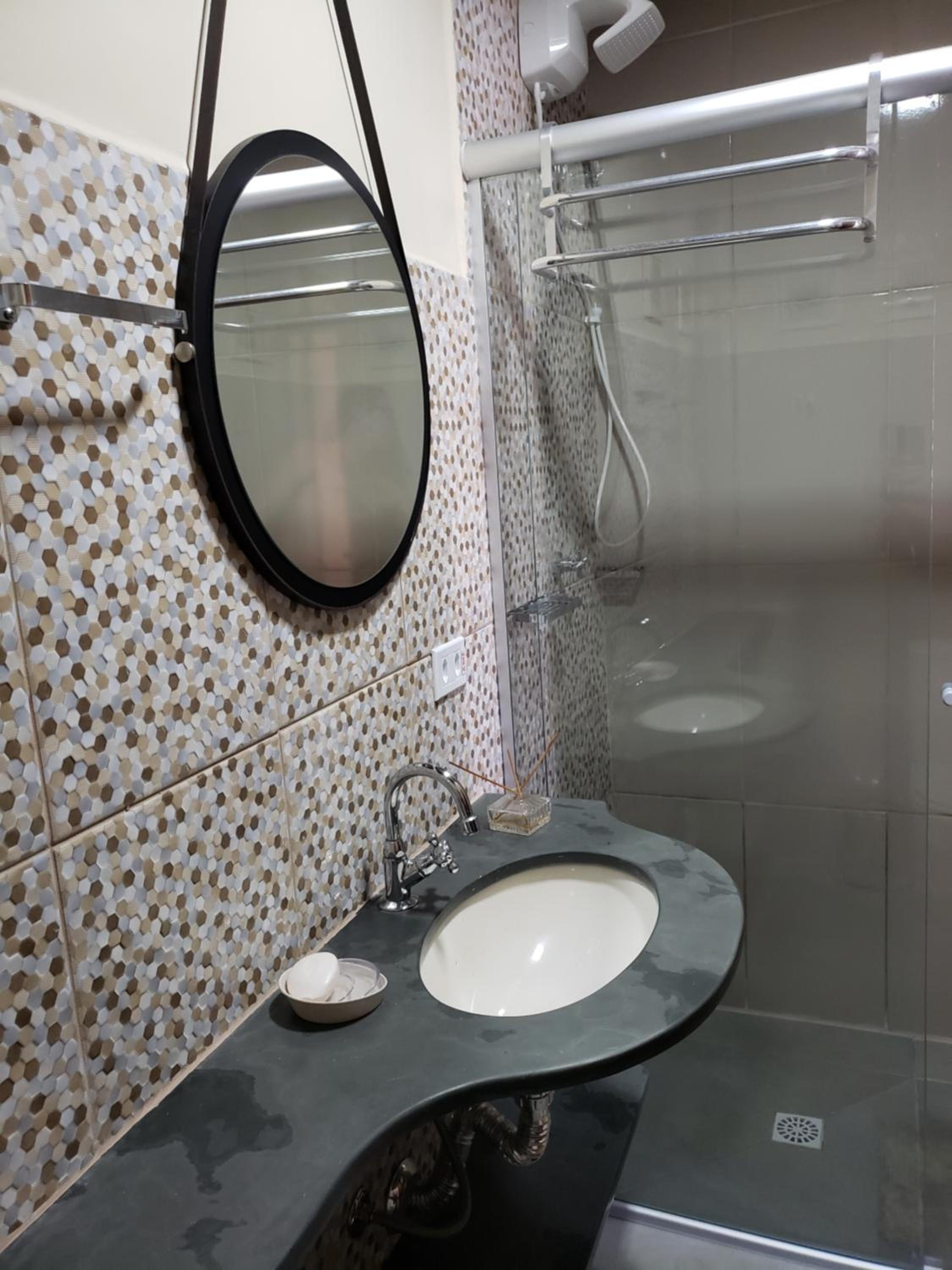 Suítes Verano Ubatuba - Bairro Itaguá - com piscina