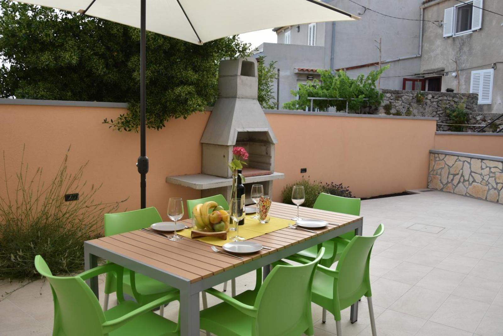 NEW Holliday House Ardura view 2