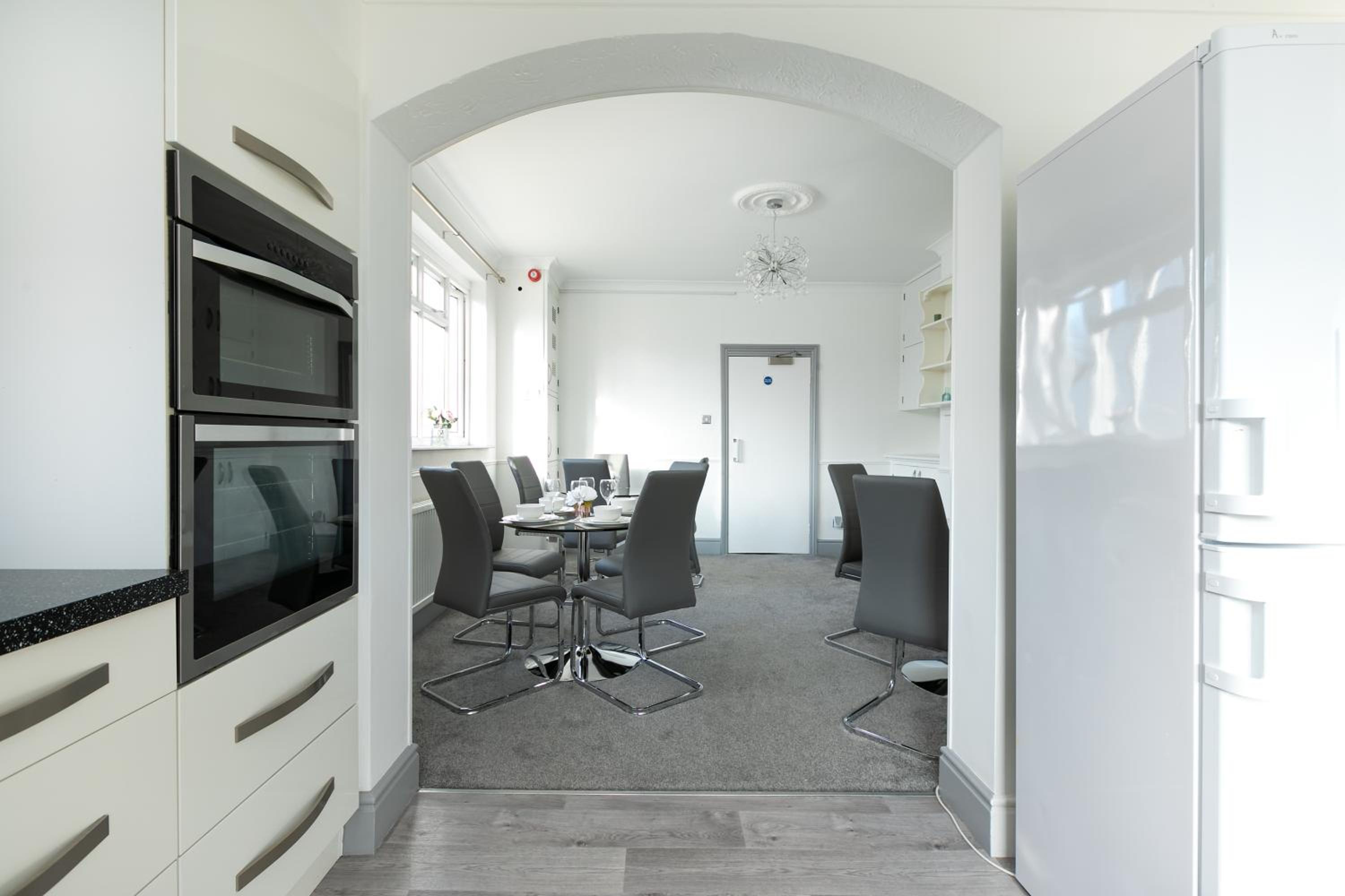 KVM - Sugar Way House