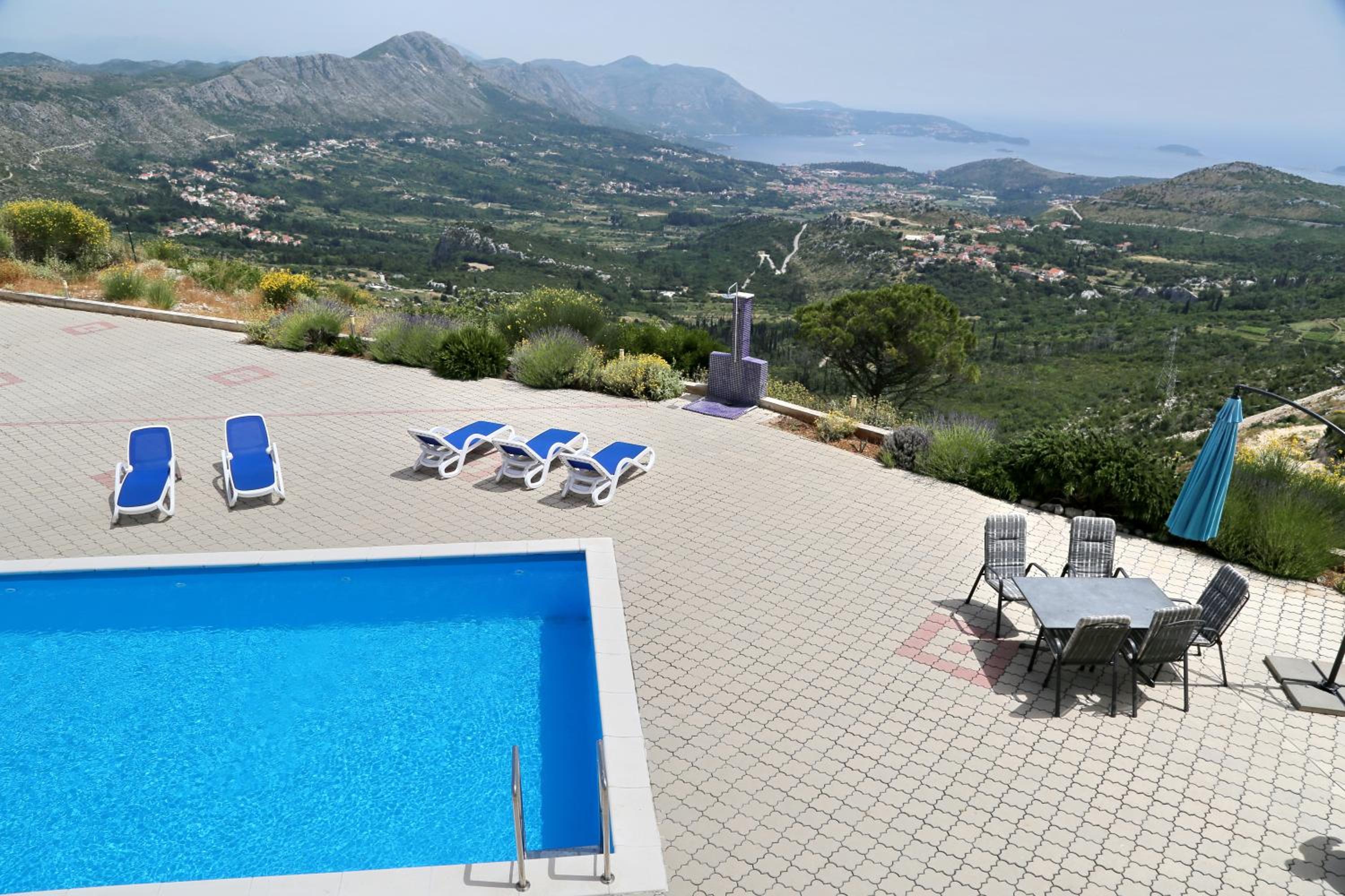 Luxury Apartment Petra view 4
