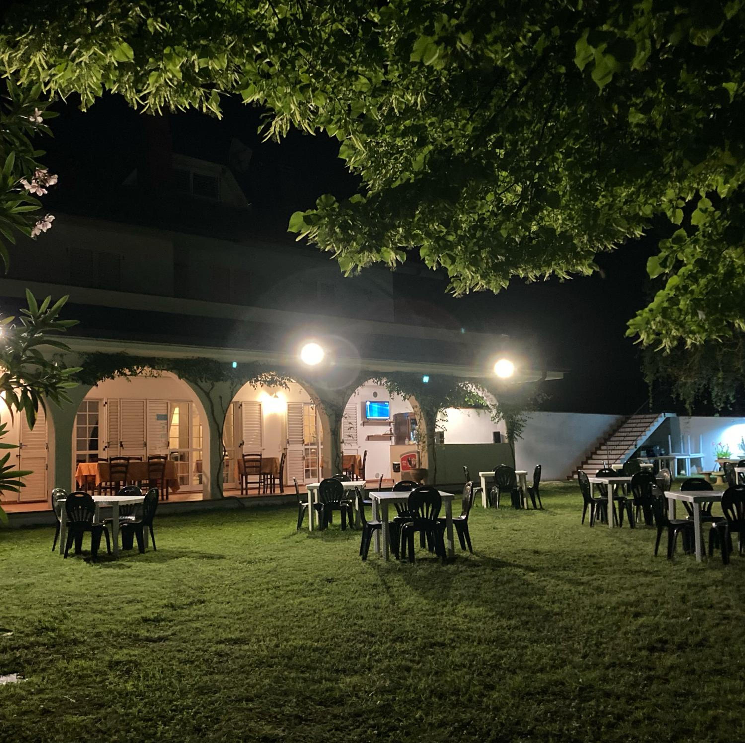 VILLA DEGLI ARCHI B&B - Ristorante view 5