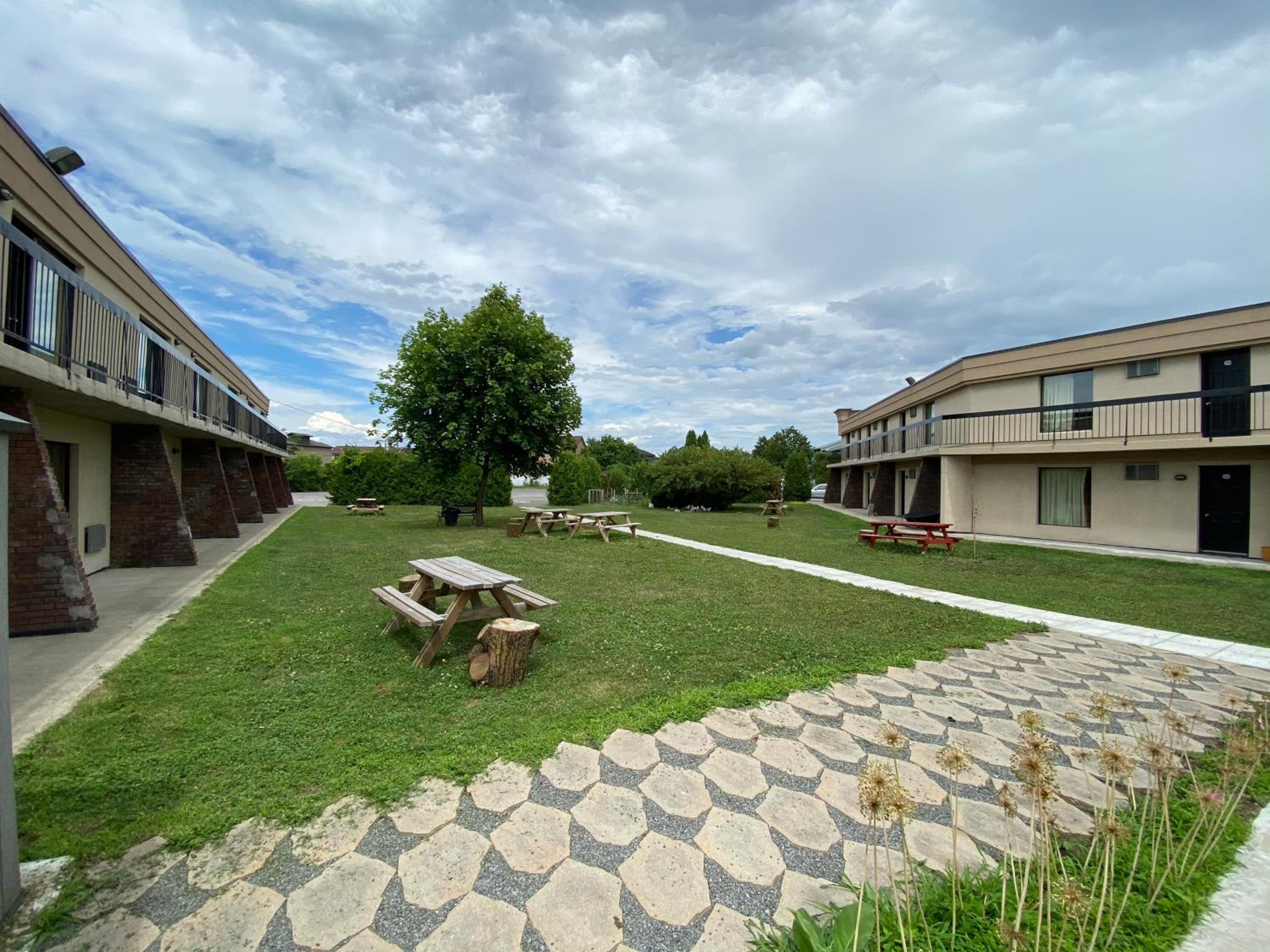 Motel St-Eustache