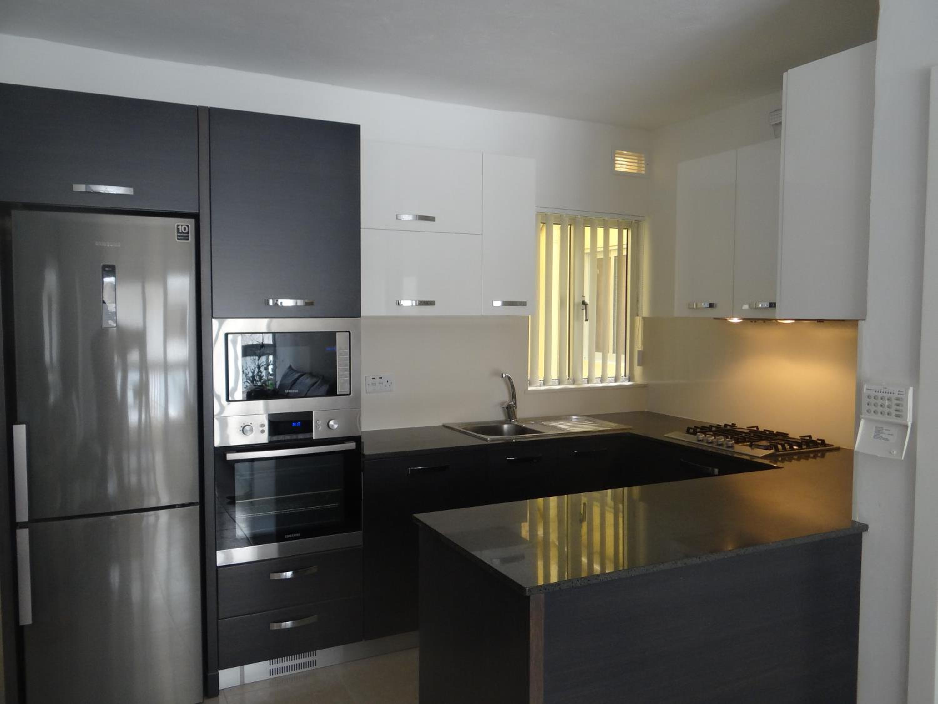 Modern Two Bedroom Sea View Apartment view 3