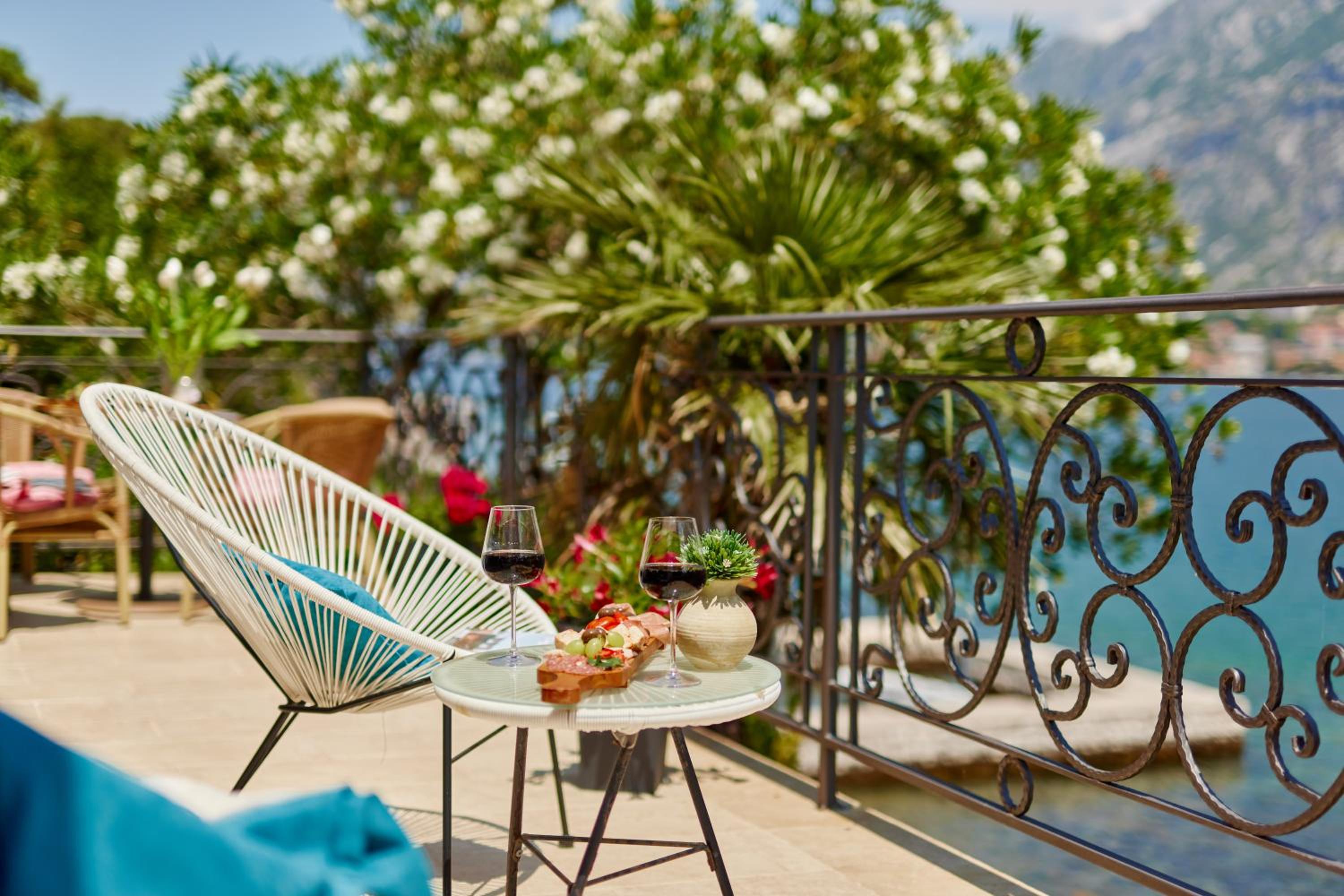 Apartment Aura with Sea View view 3