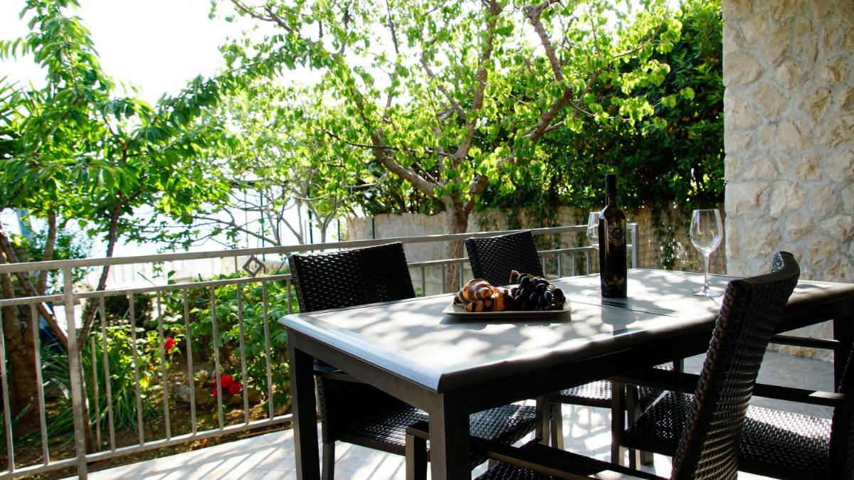 Apartments Ivos view 5