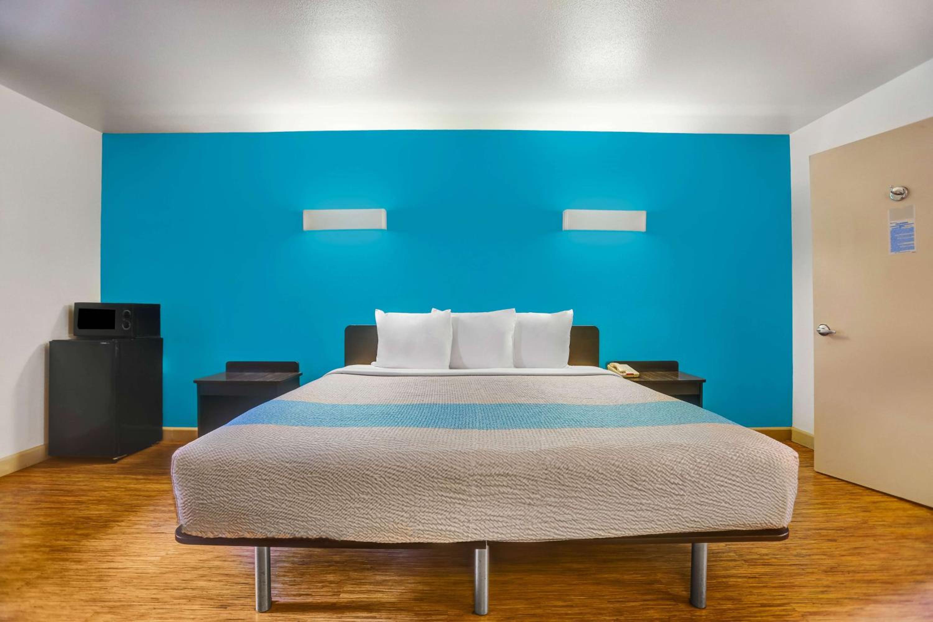 Motel 6-Anderson, CA - Redding Airport