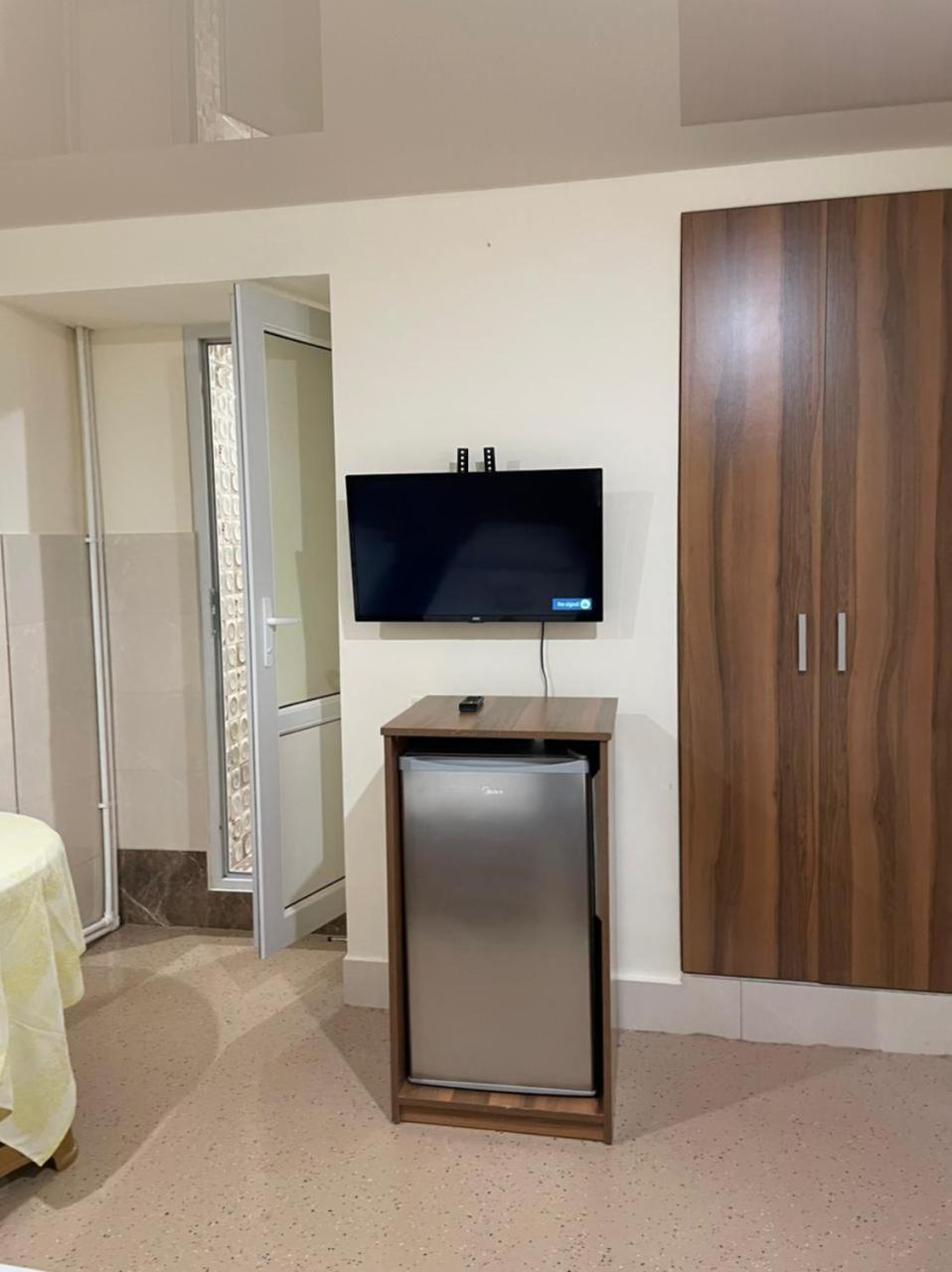 Adamyan 11 hotel
