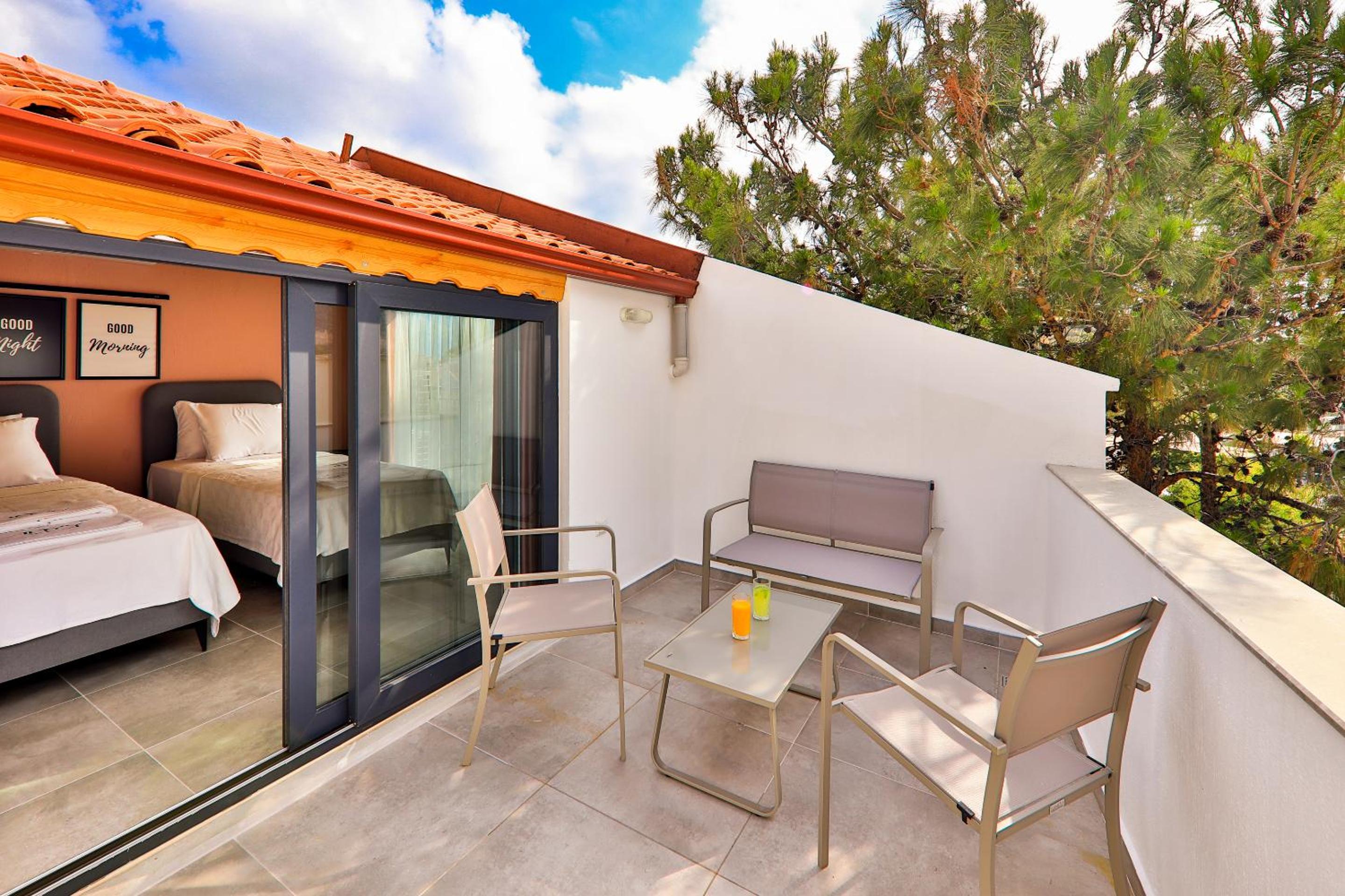 Joyy Suit Apart - Image 57