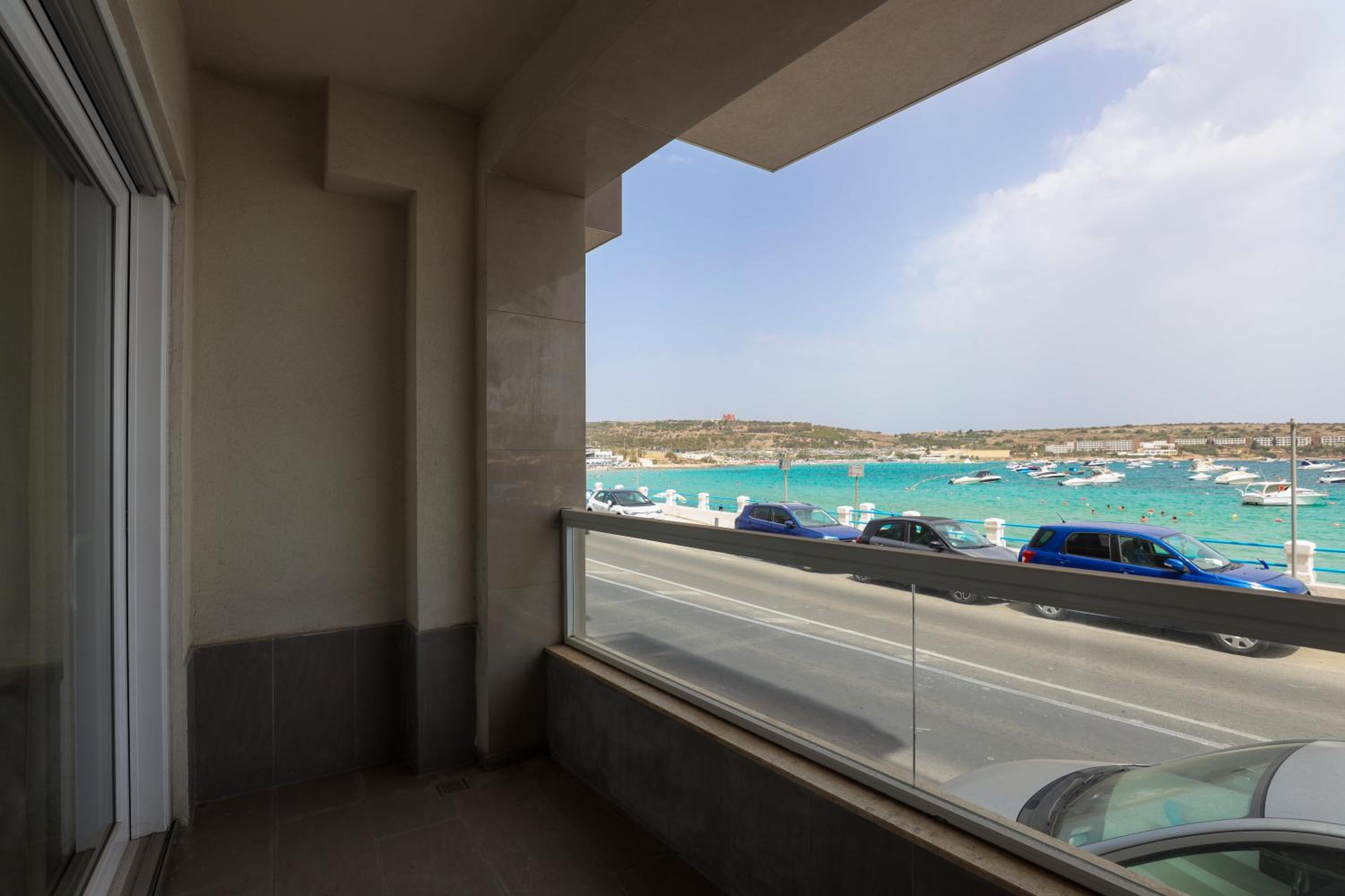 Hotel Malta's Beachfront Apartment in Mellieha - Image 1