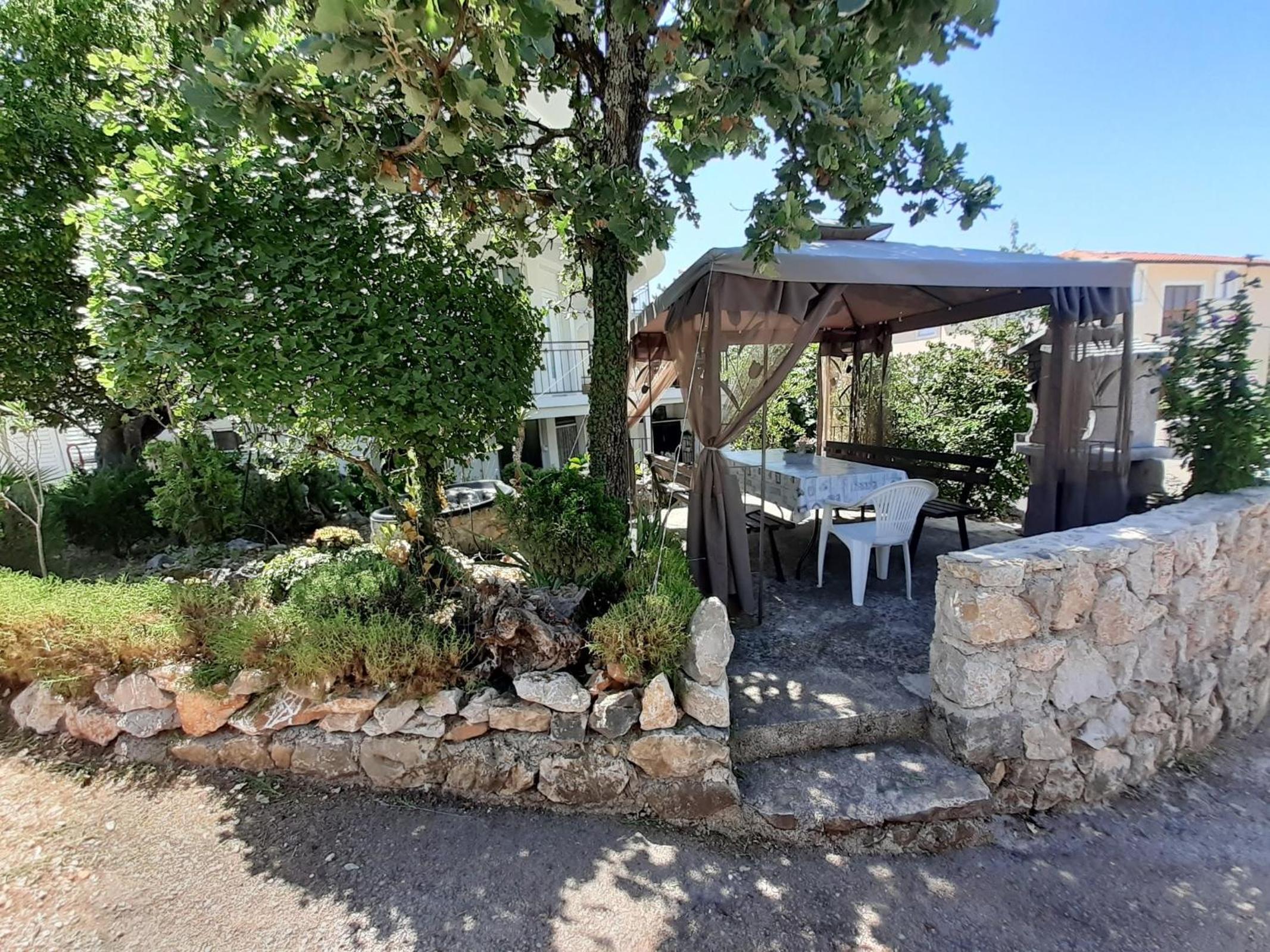 Little Fig Apartments