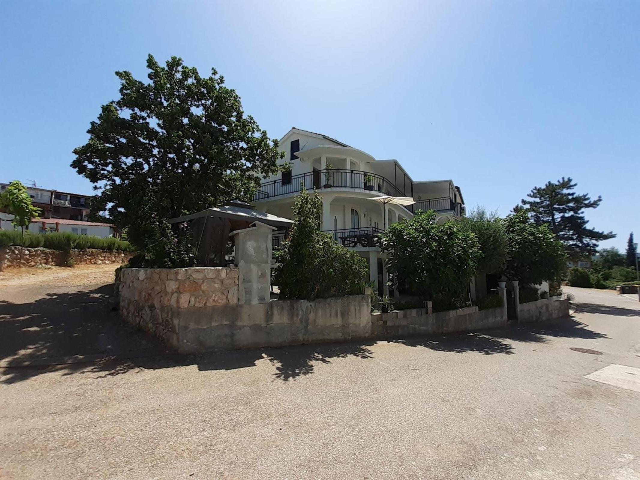 Little Fig Apartments