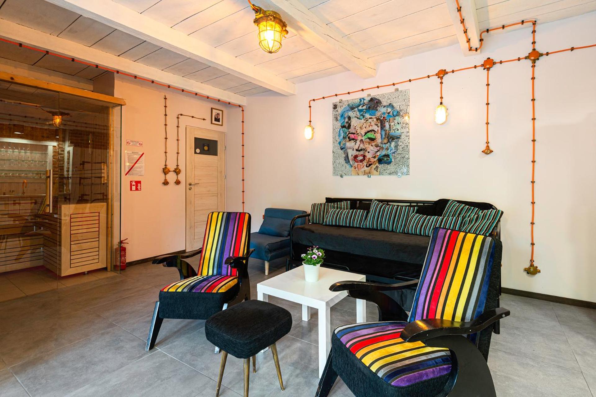 lounge