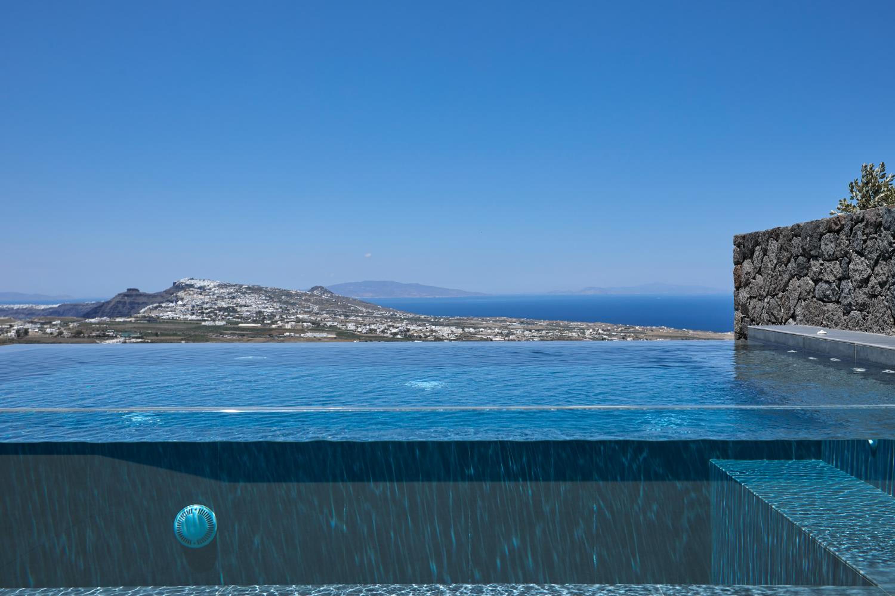 North Santorini - A Luxury Spa Hotel