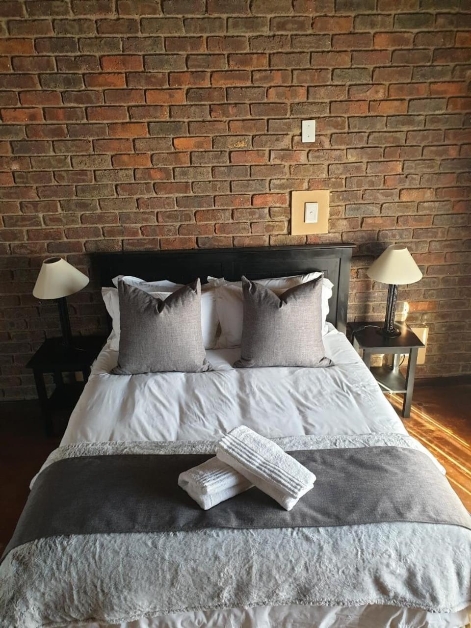Sundowners Game Lodge