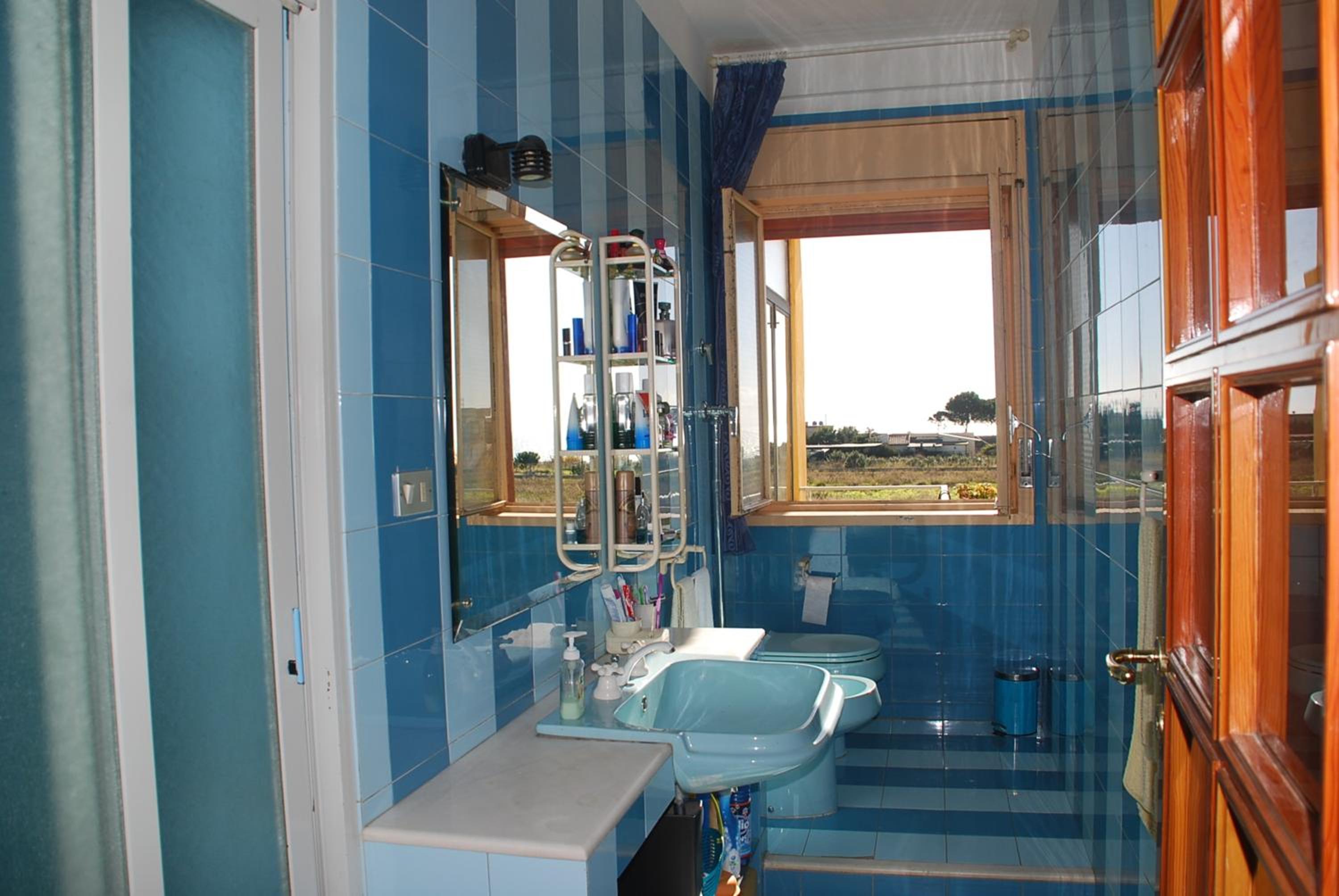 Charming Apartment with Sea View in Porto Palo 115 m² view 4
