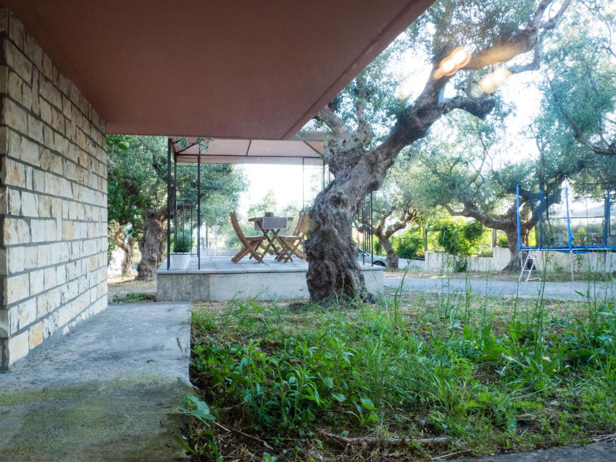 Costa's Garden House