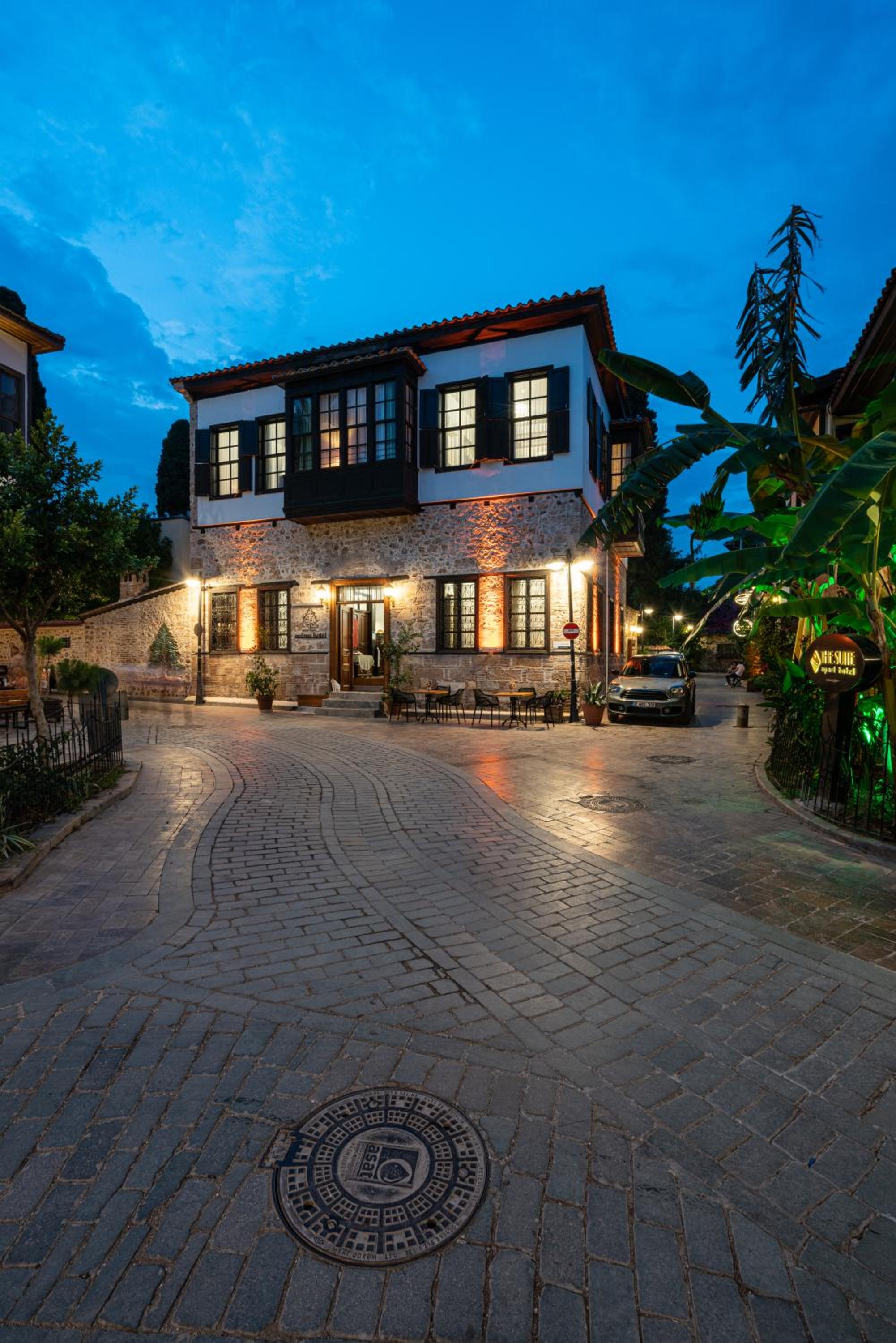 Cedrus Hotel - Image 17