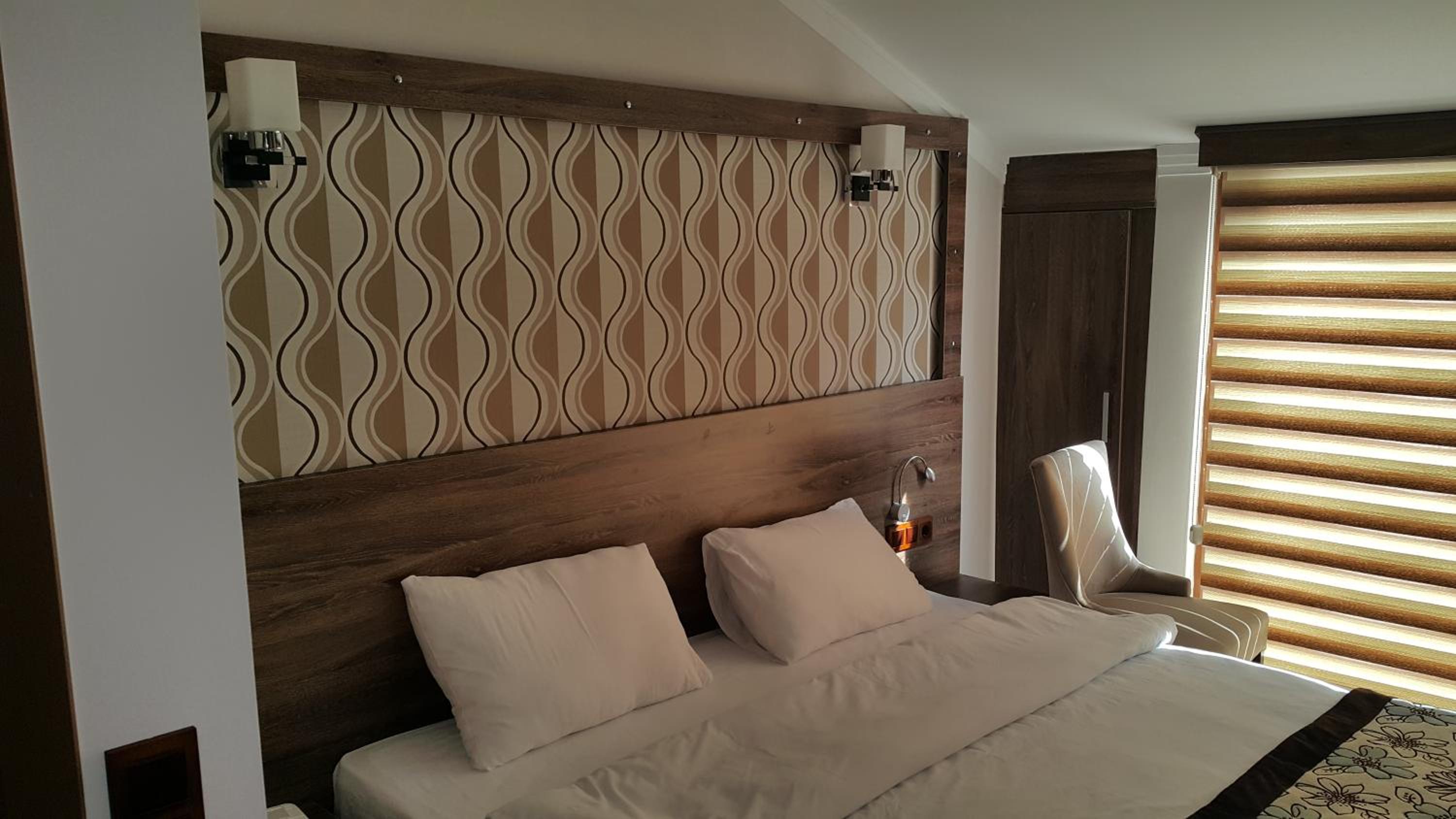 Dolphin Apart Hotel — photo 61