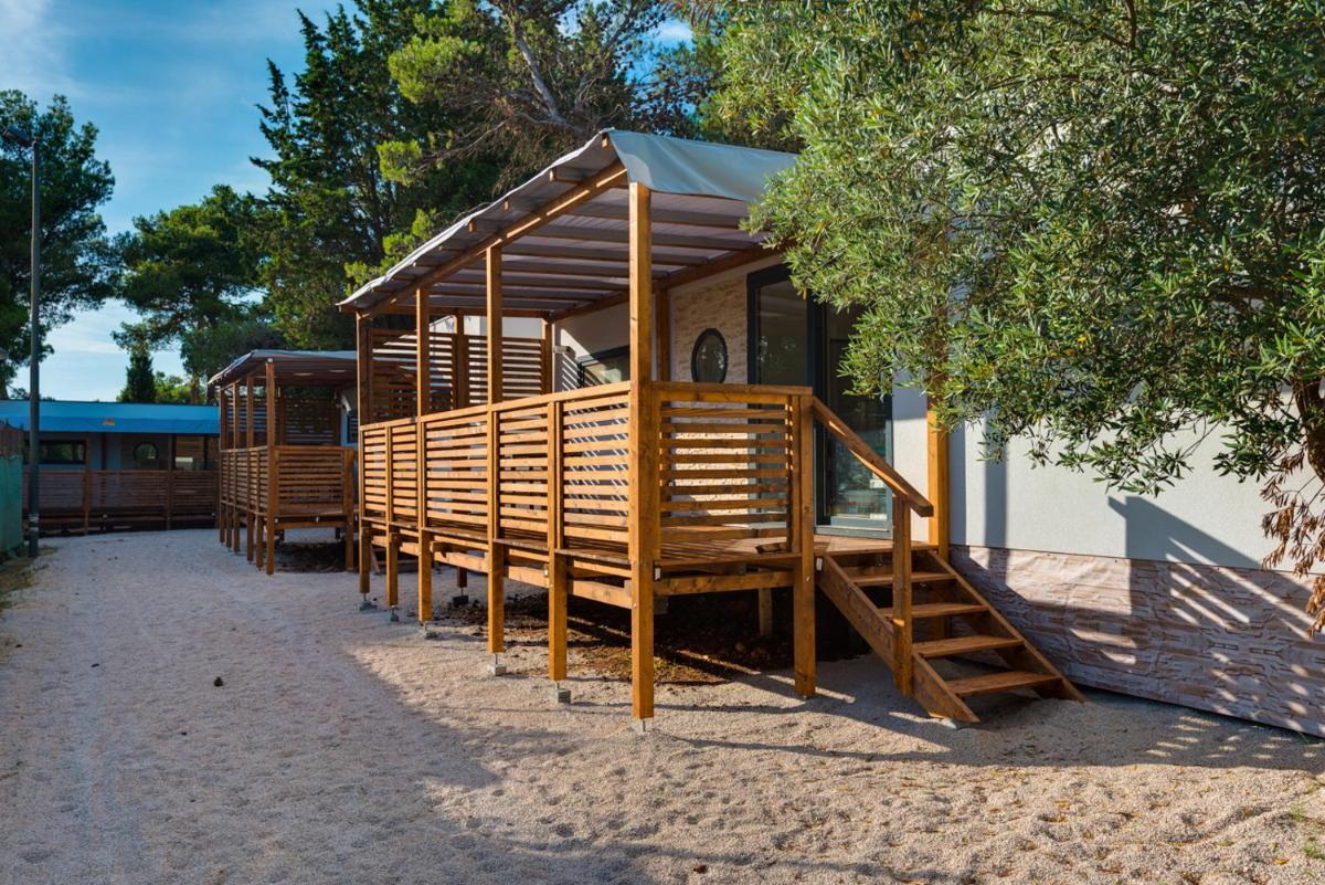 children's play area