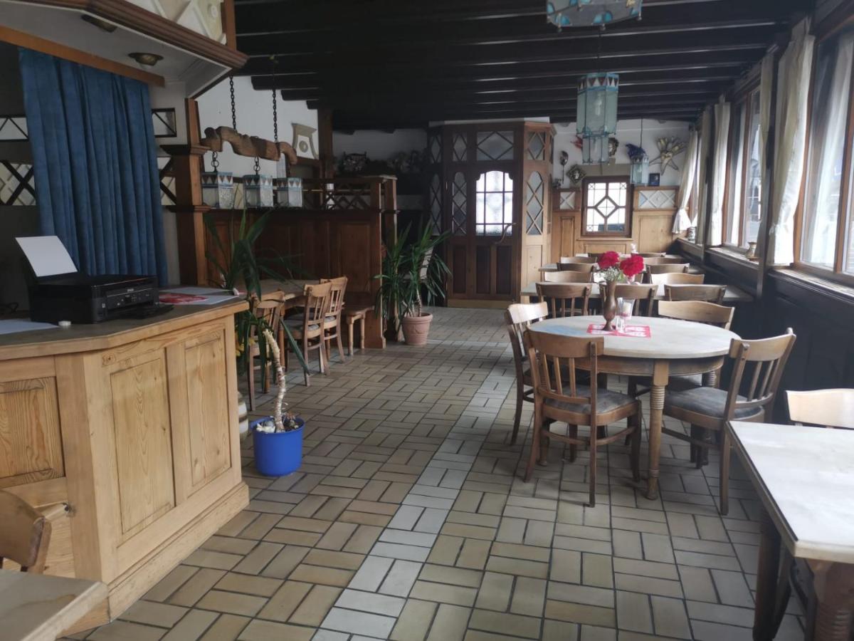 restaurant